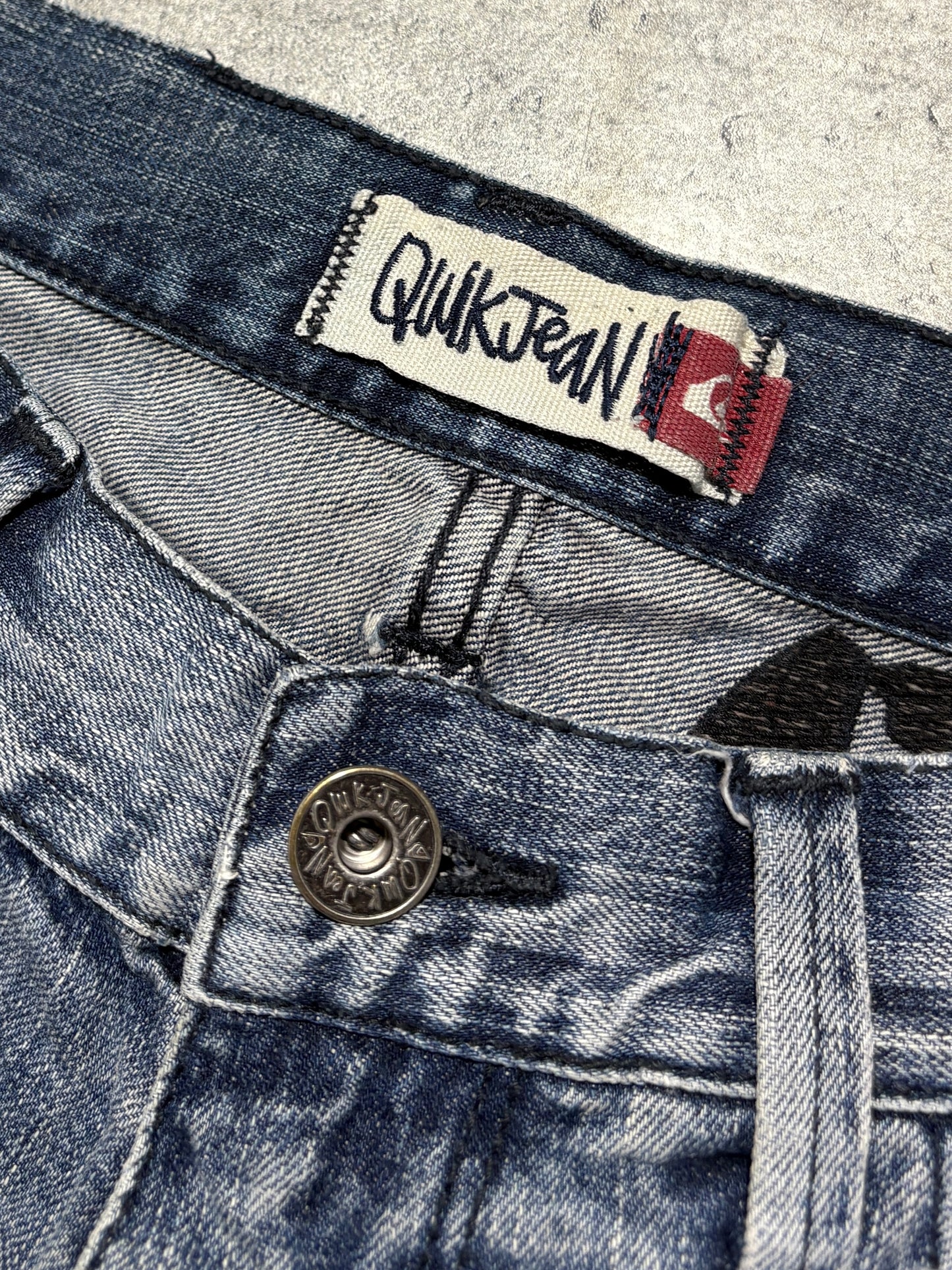 2000s Quiksilver Jorts