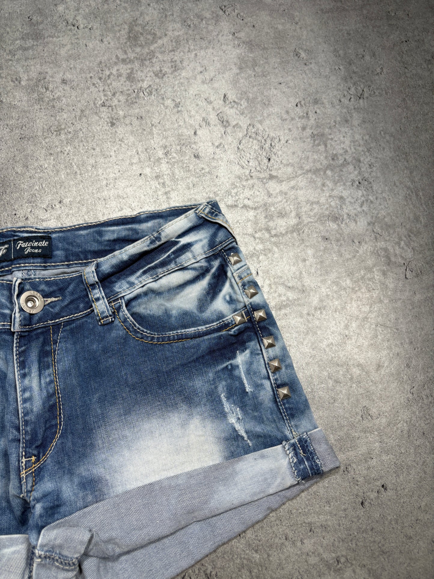 2000s Swag denim shorts