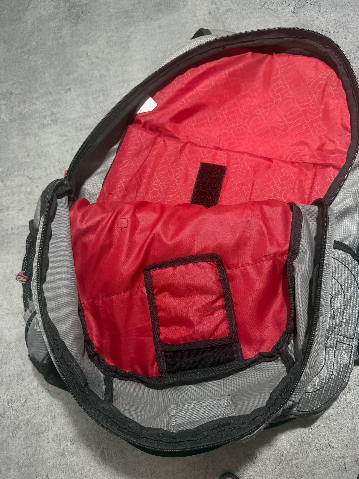 2000s *RARE* OG ECKO UNLTD. HIP HOP BACKPACK
