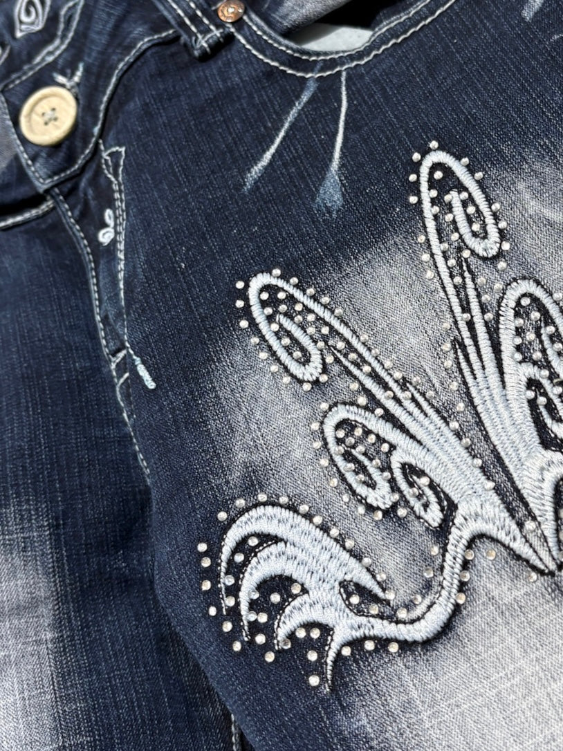 2000s BlueQueen Tribal Flare Washed Jeans