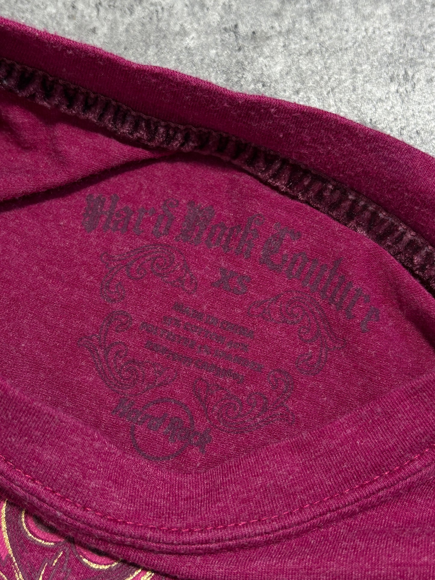 2000s Hard Rock Cafe pink tee