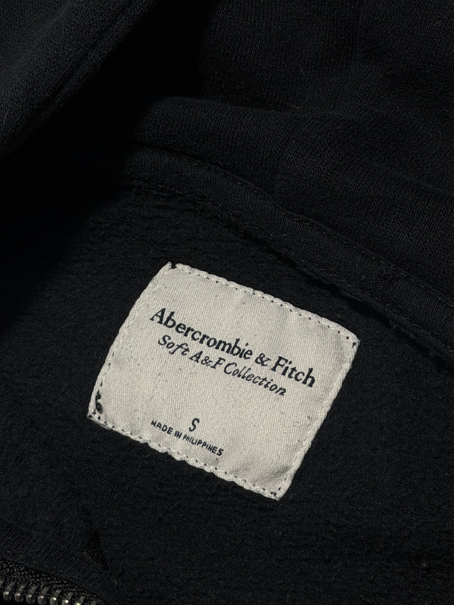 2000s Abercrombie & Fitch zip up cropped hoodie