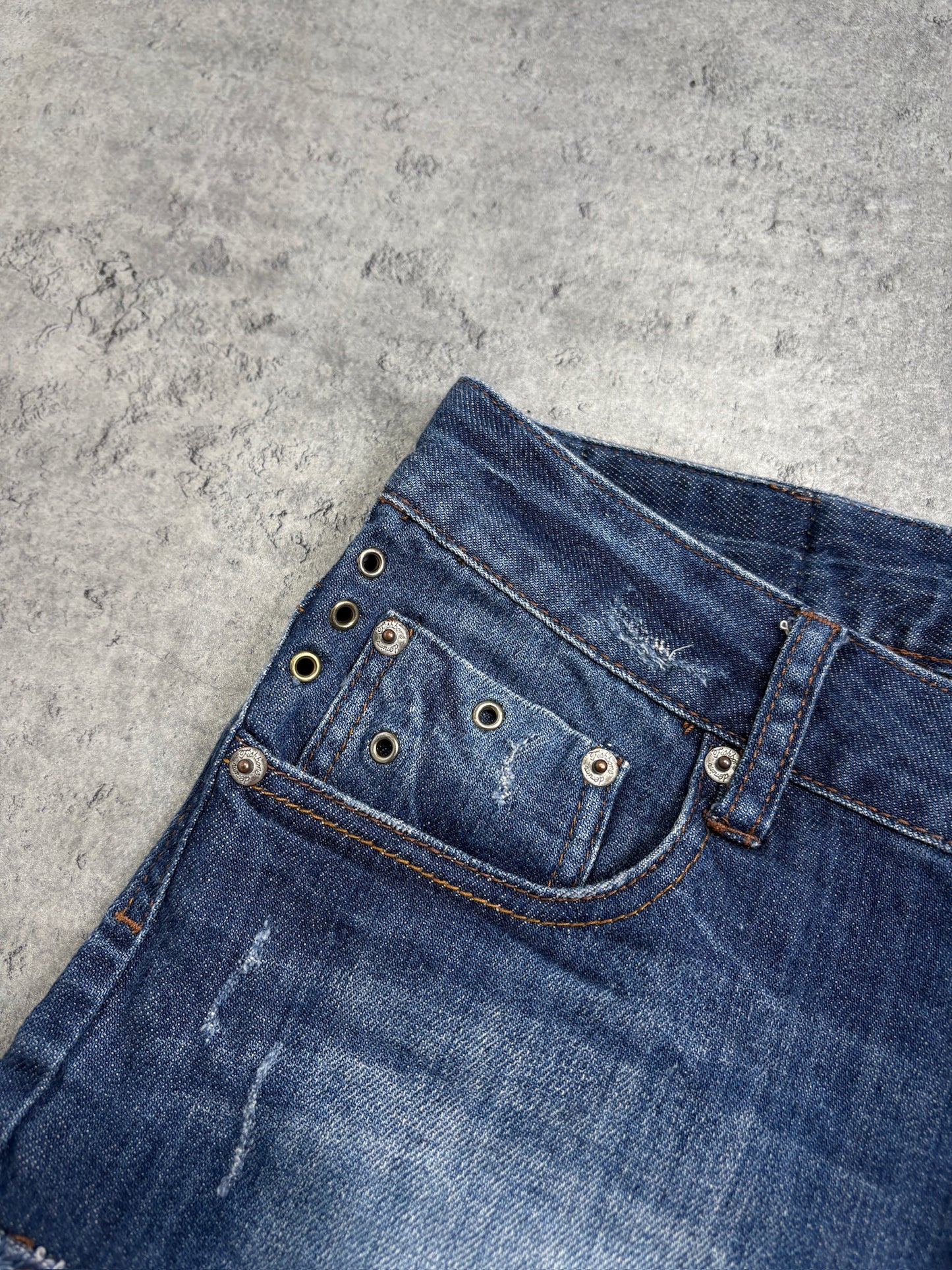 2000s Fishbone O-rings Jeans Shorts