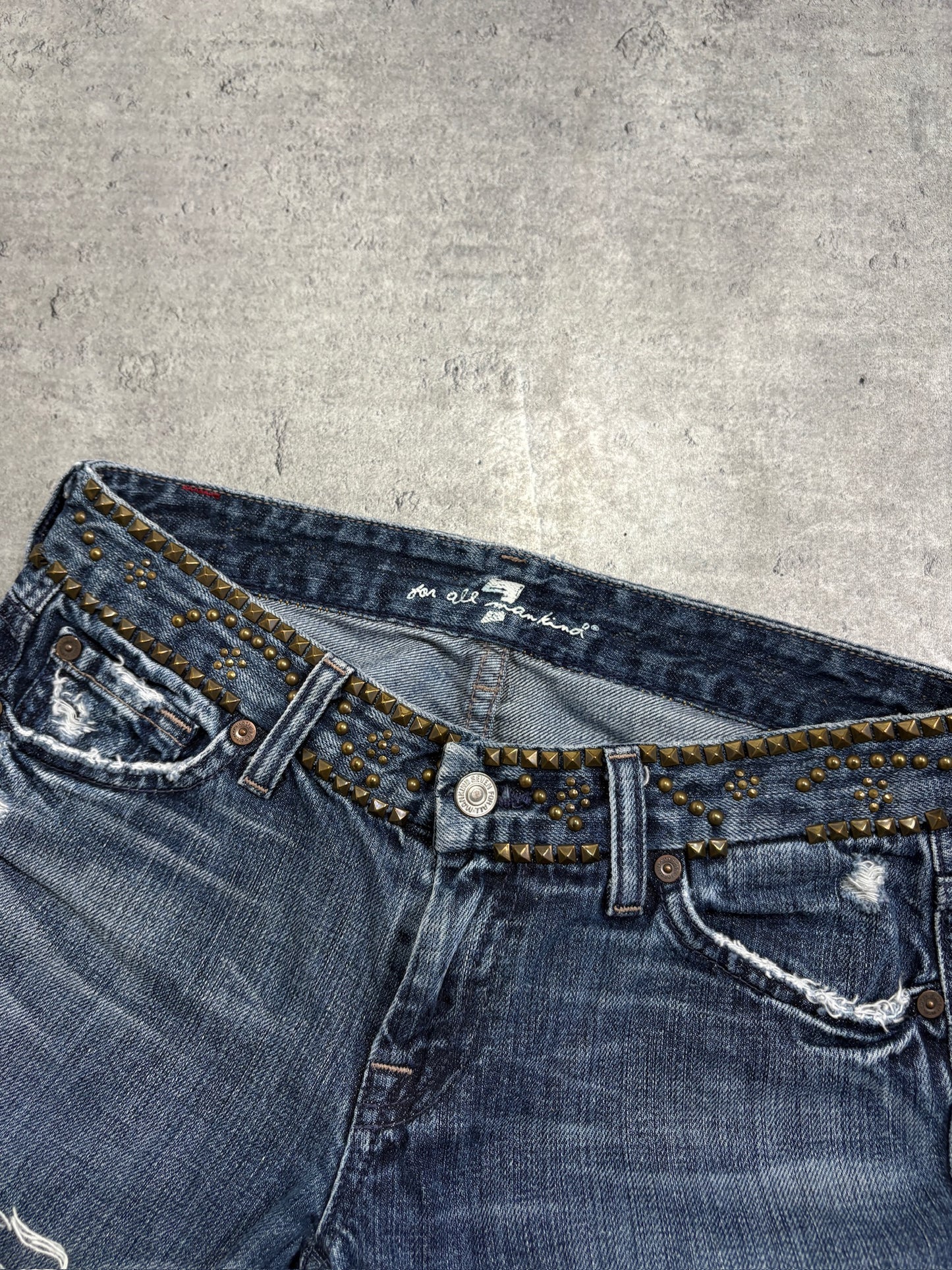 2000s 7 For All Mankind "A" Pocket shorts jeans