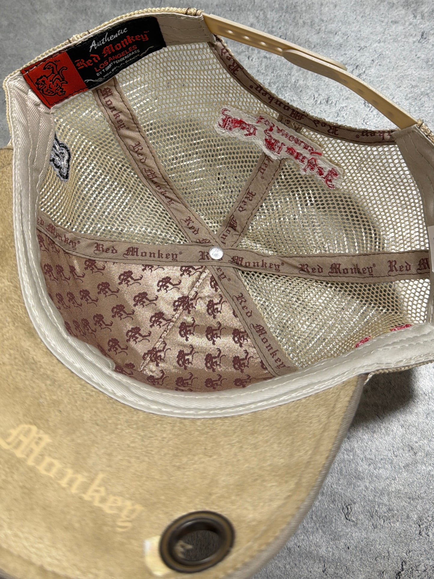 2000s Trucker Cap Red monkey
