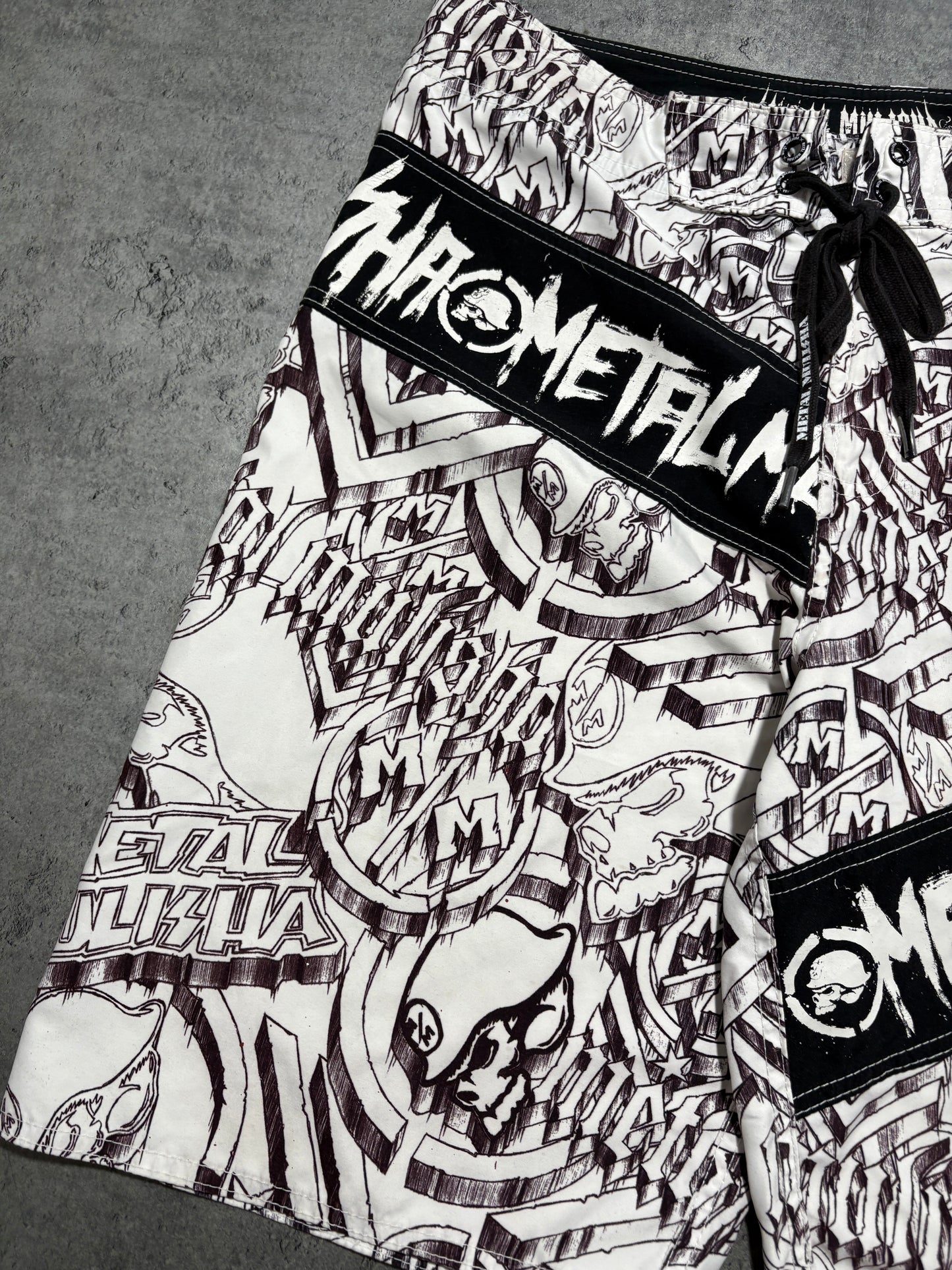 2000s Metal Mulisha skull swim shorts