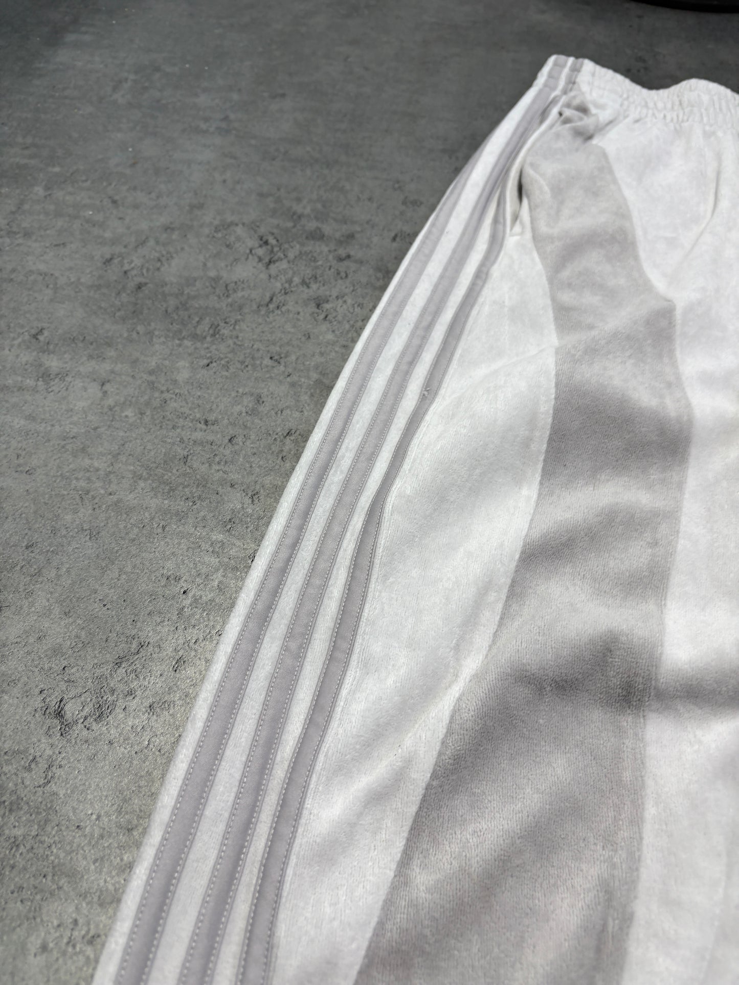 2000s Adidas orginals welur sweatpants dresy