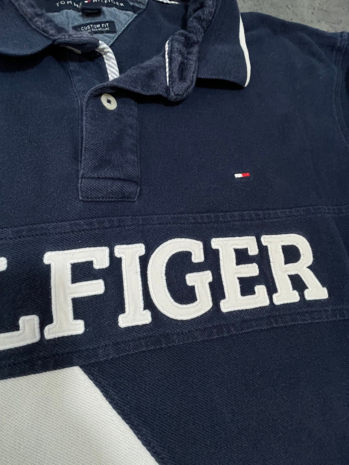 2000s Tommy Hilfiger polo tee navy