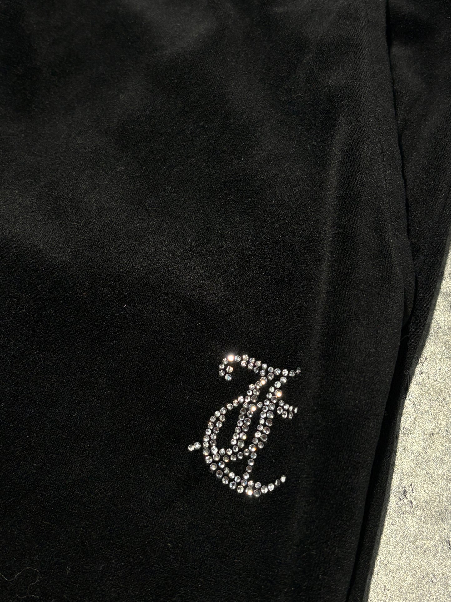 Juicy Couture welur black rhinestones pants