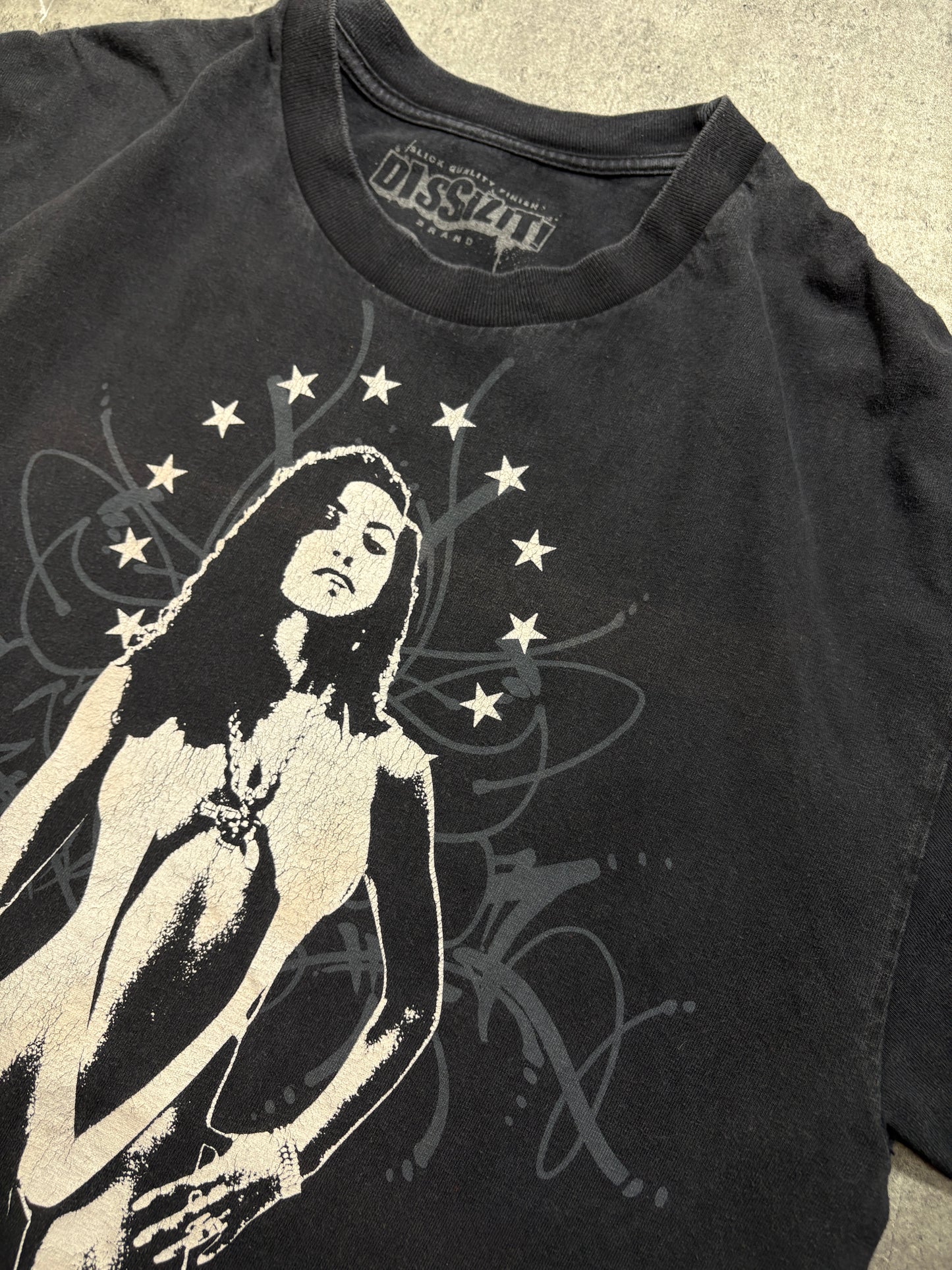 2000s *RARE* Dissizit Sexy Girl T shirt