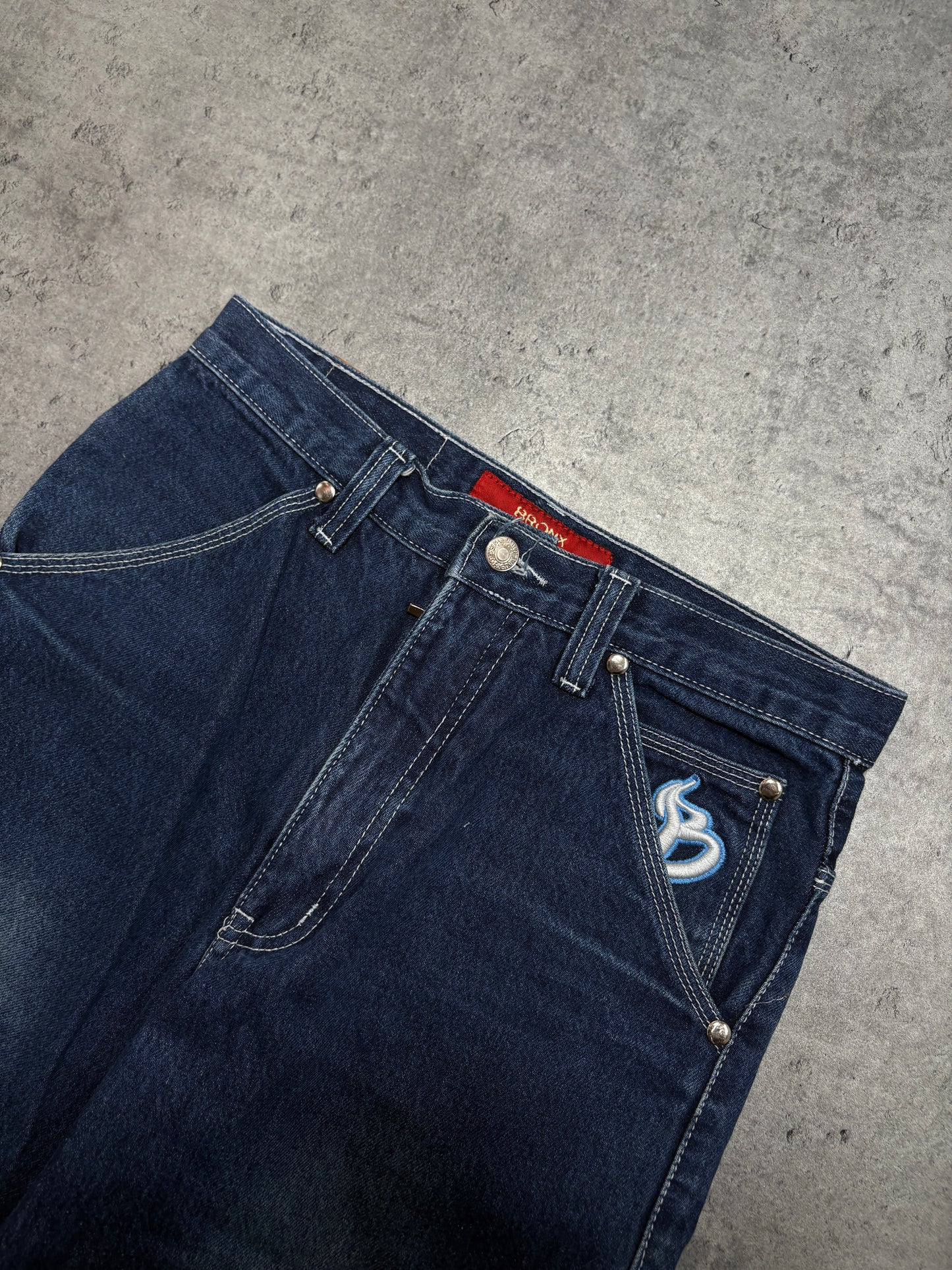 2000s Bronx baggy jeans