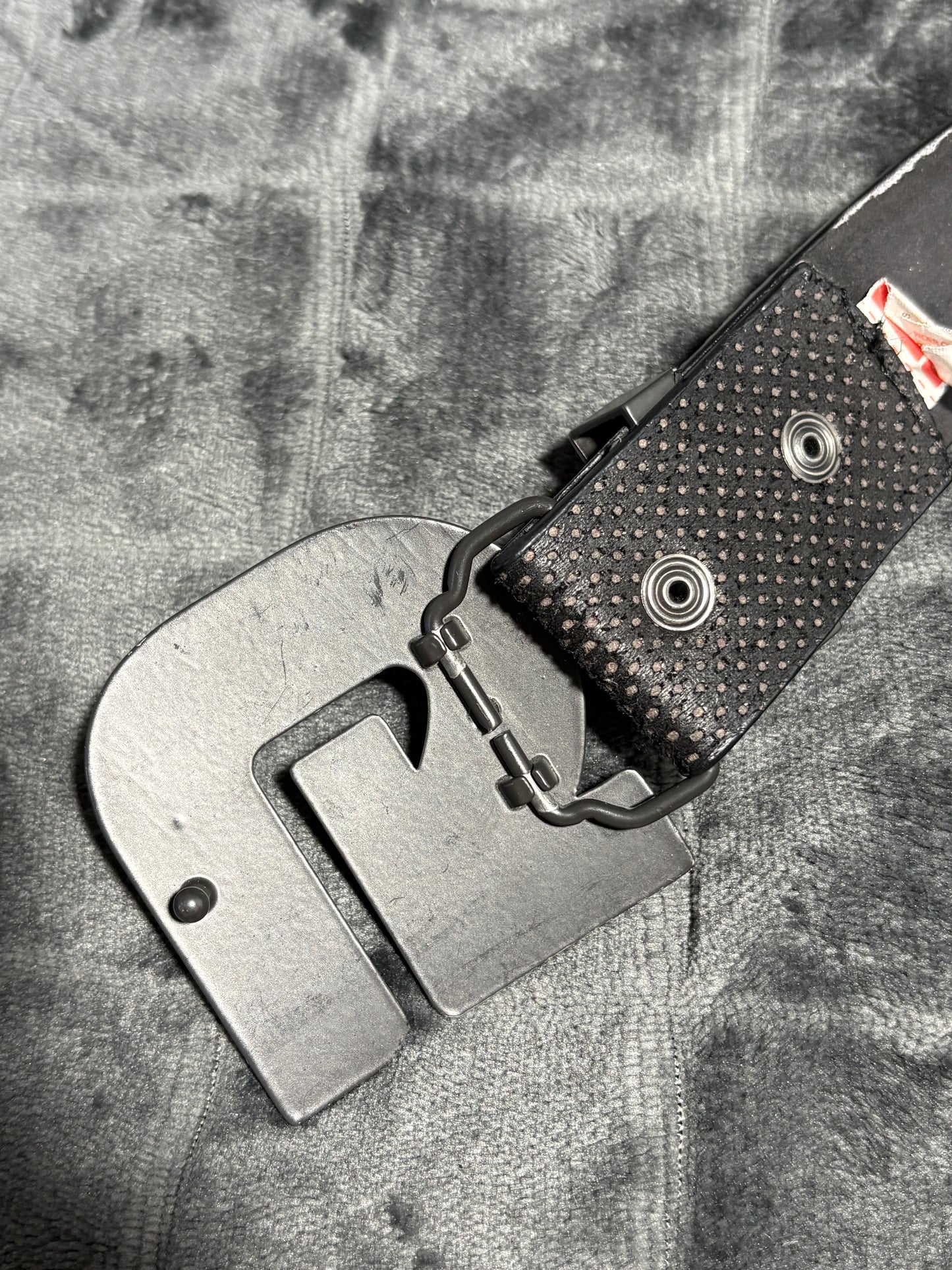 2000s Burton Real Leather studded Belt Ćwieki