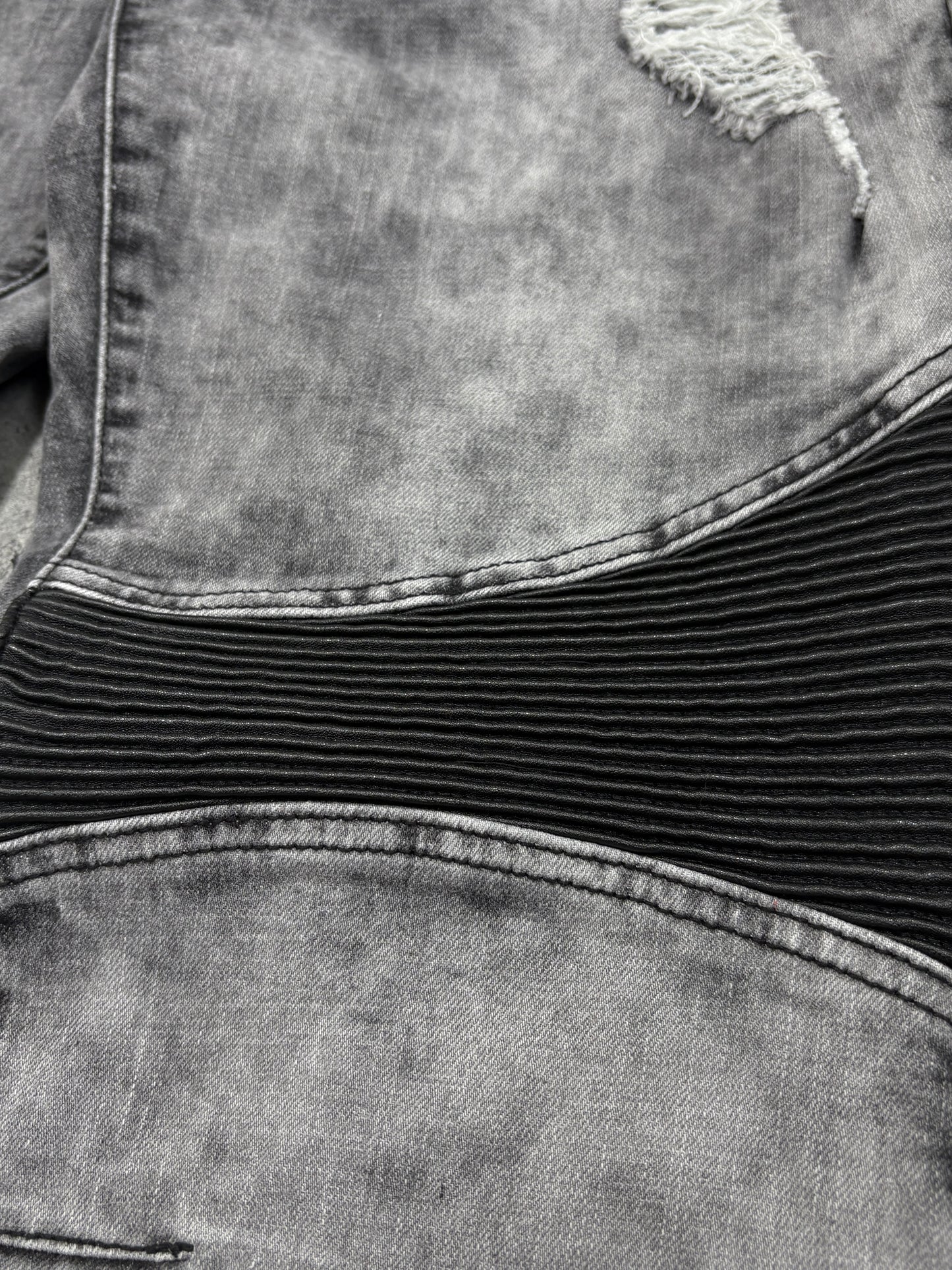 2000s Washed Biker Distressed Jeans