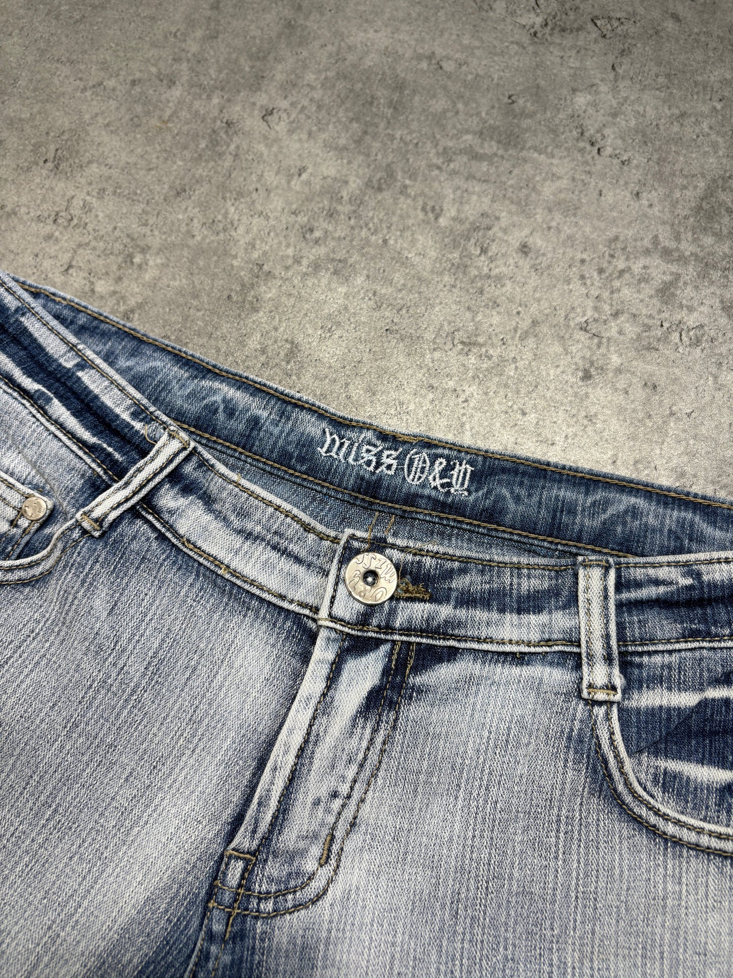 2000s Miss O&Y cross denim shorts