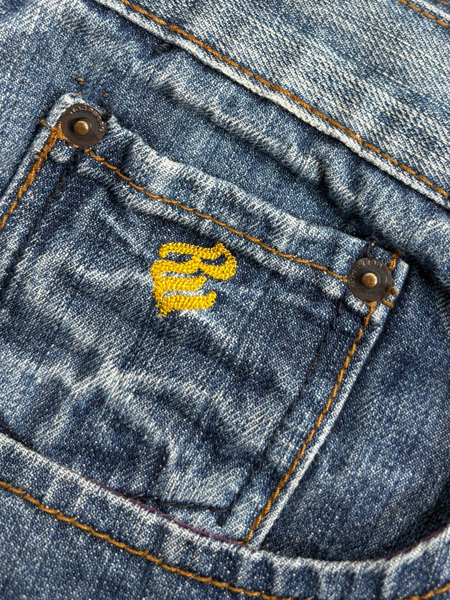 2000s OG  Rocawear baggy jeans
