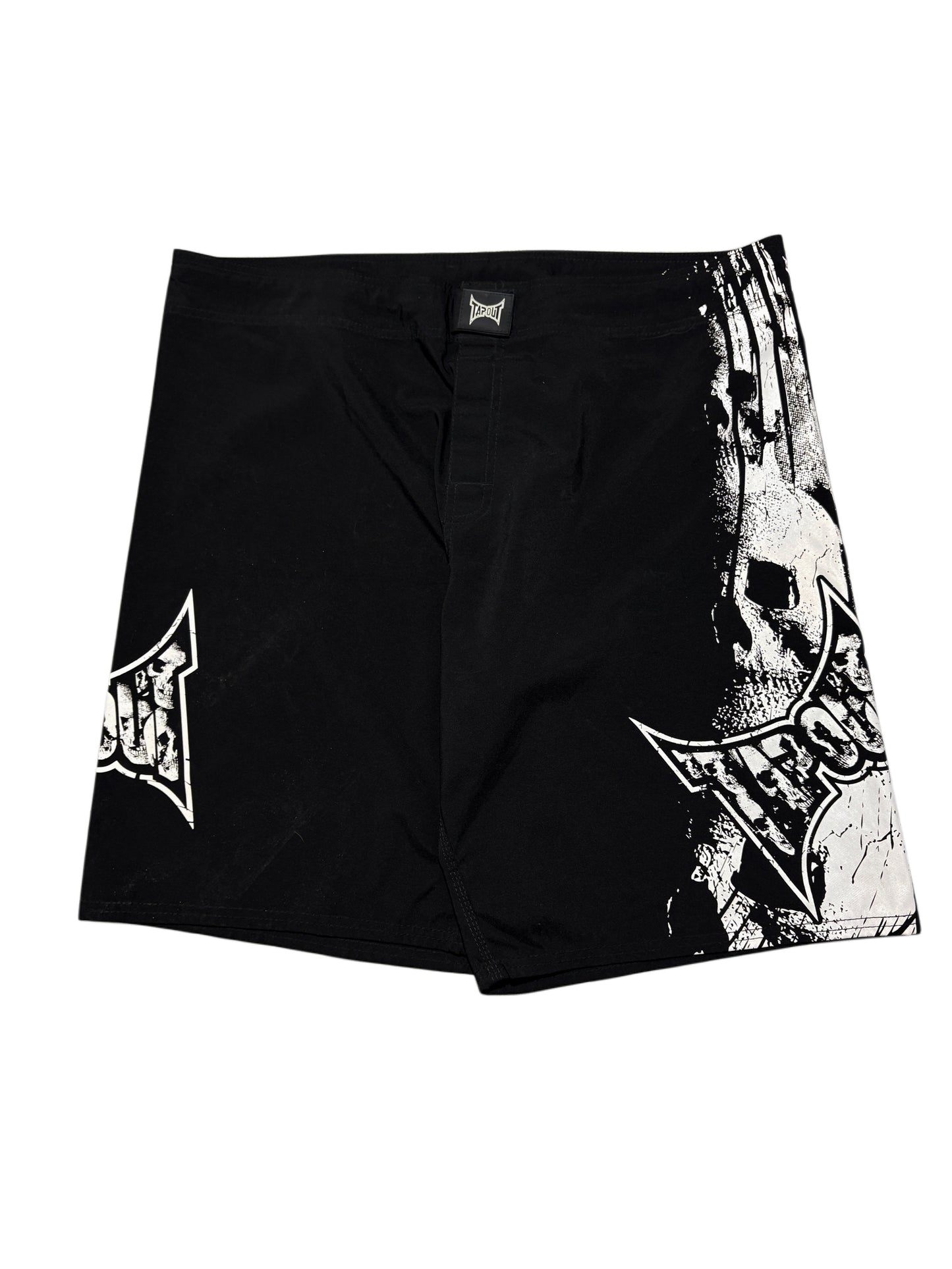 2000s Tapout Skull grafitti shorts
