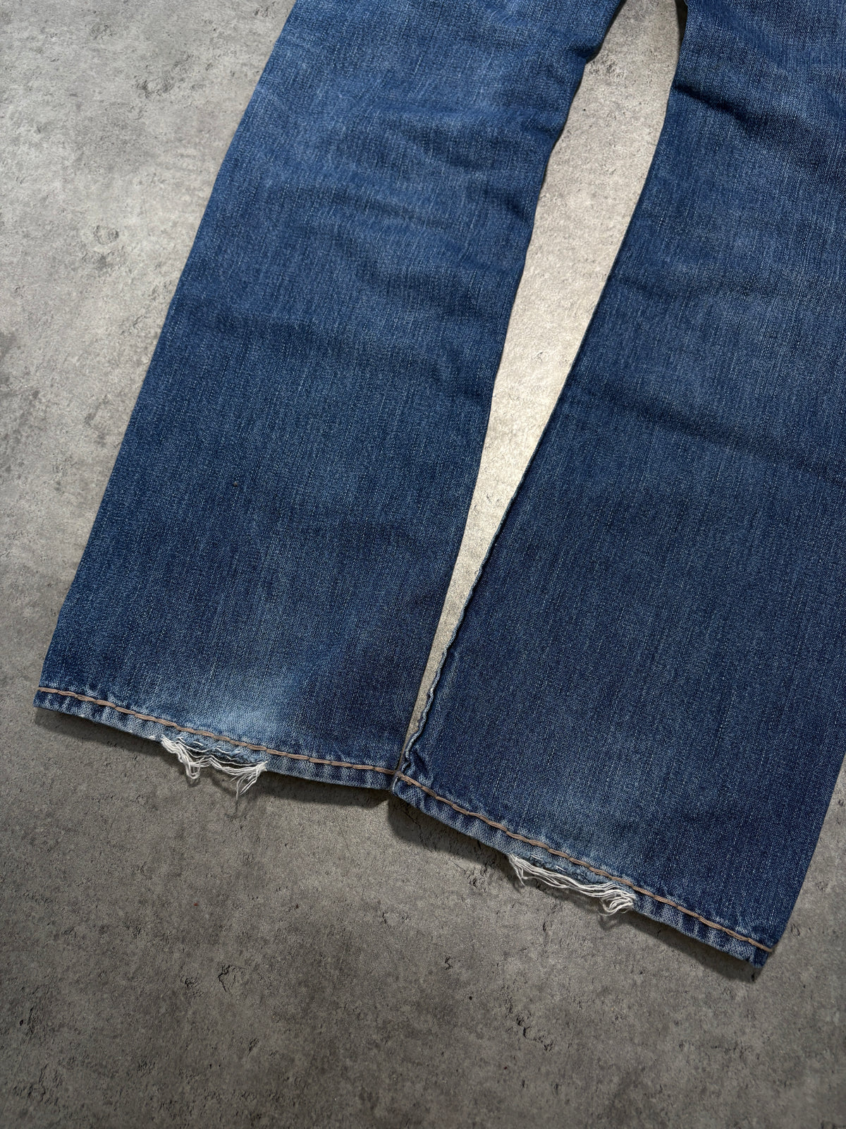 2000s True Religion Jeans Y2K