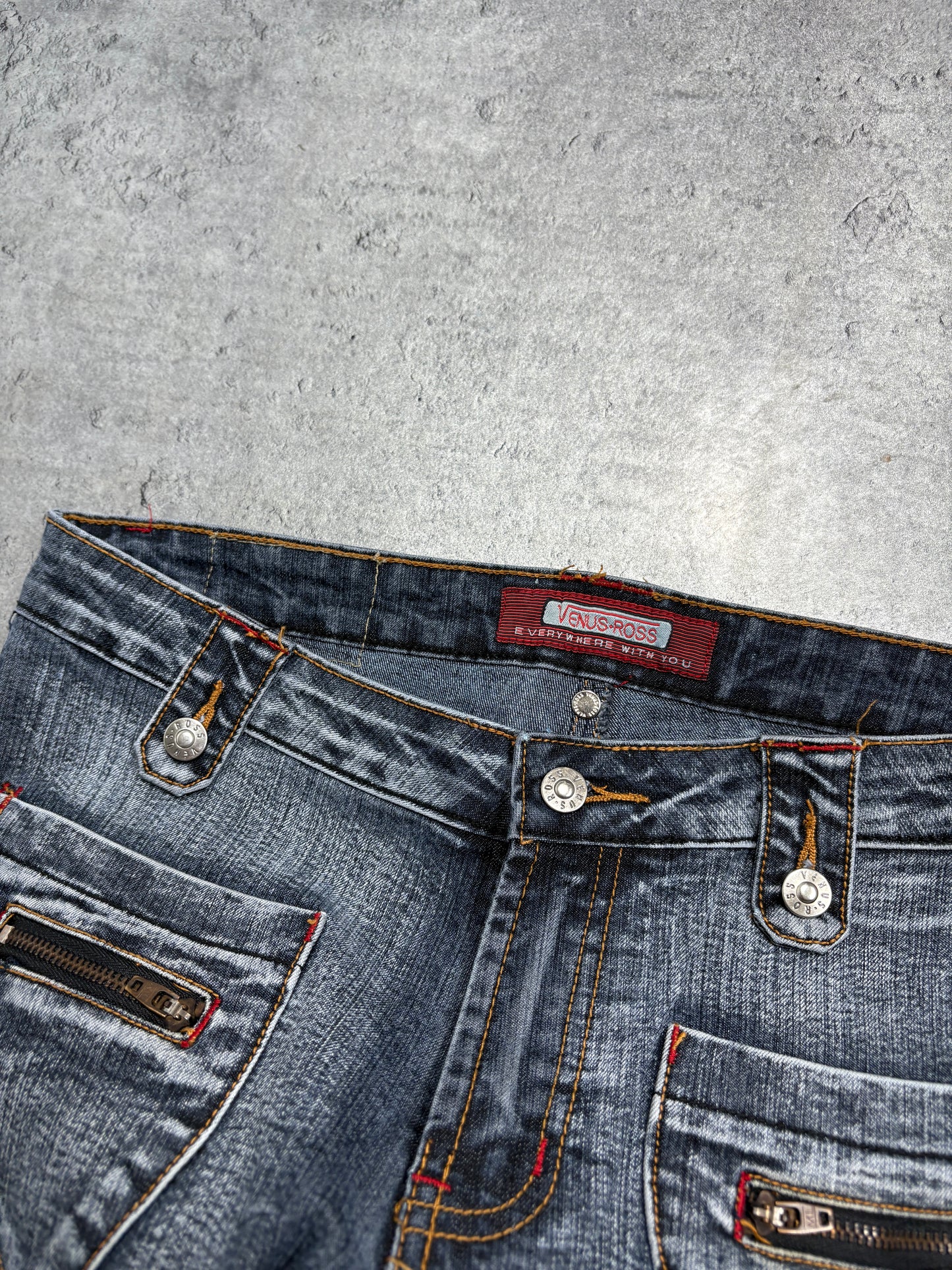 2000s Flare jeans washed