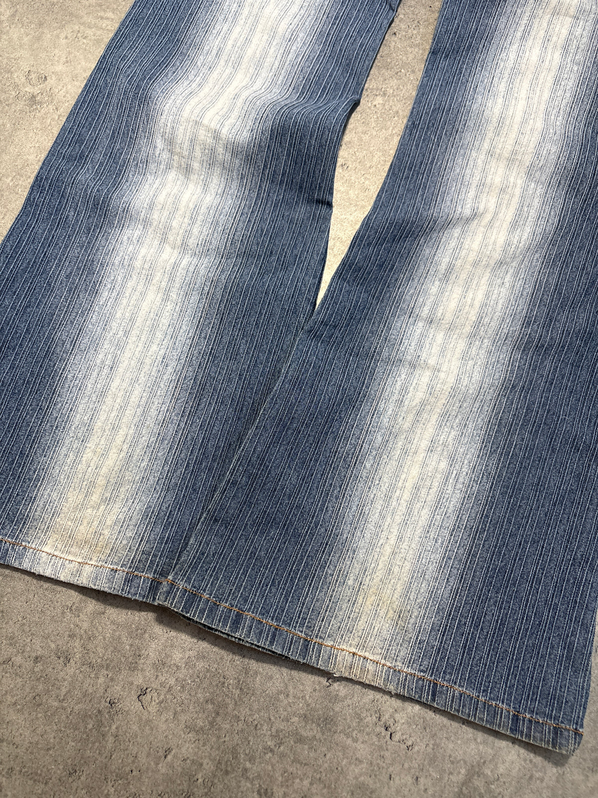 2000s Y2K Belt Flared Jeans bootcut Washed