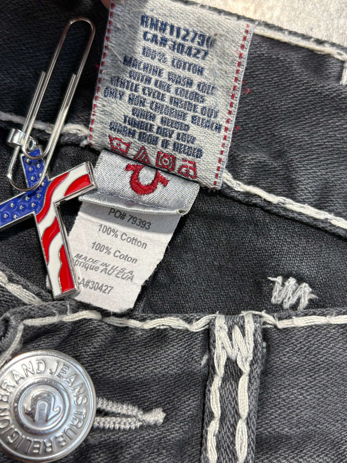 2000s *RARE* True Religion Black Y2K Jeans
