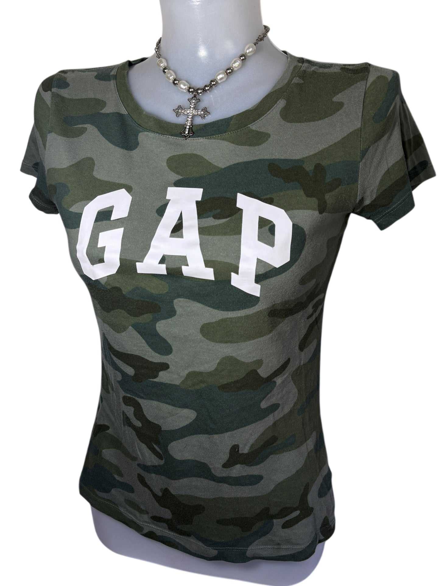 2000s Gap Camo Baby T-shirt