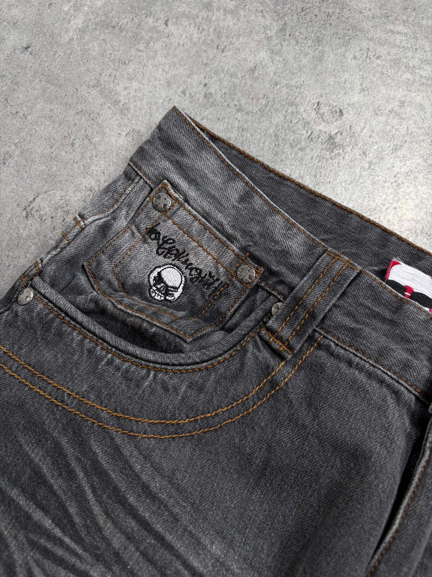 2000s here there rap Grey washed Jeans