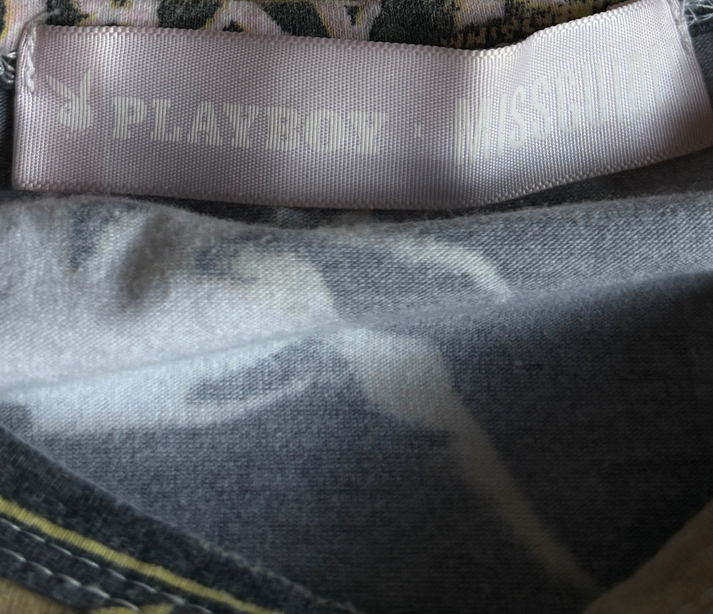 2000s Playboy crop top tee