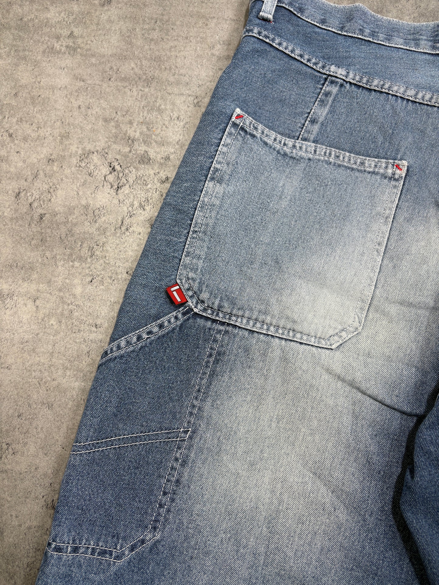2000s Fubu carpenter Jorts