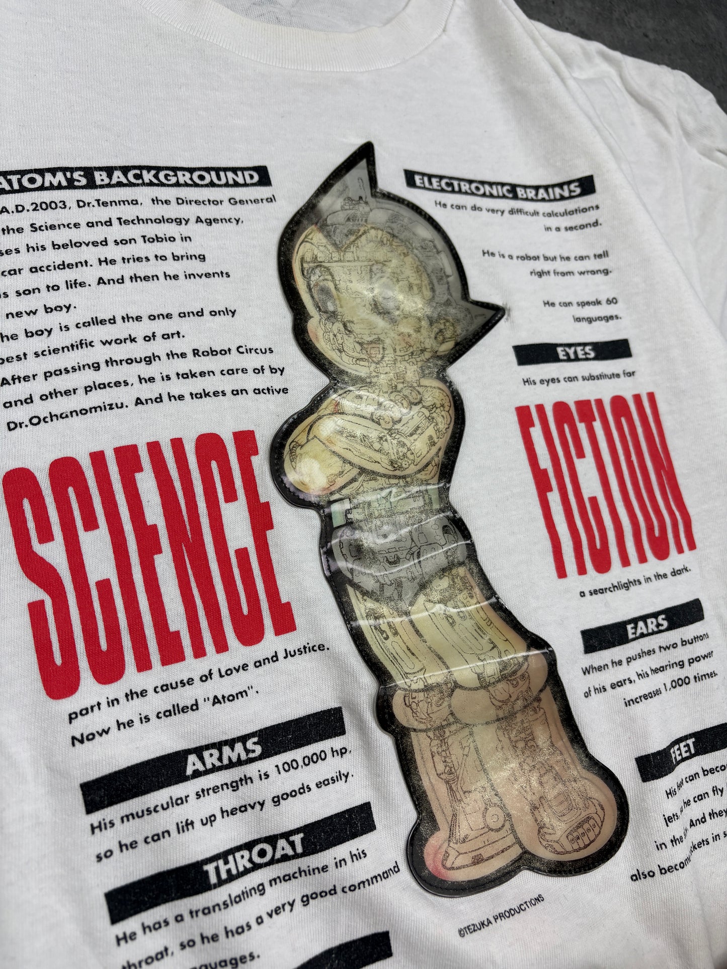 2000s *RARE* vintage Astro Boy Mighty Atom Hologram 3D tee