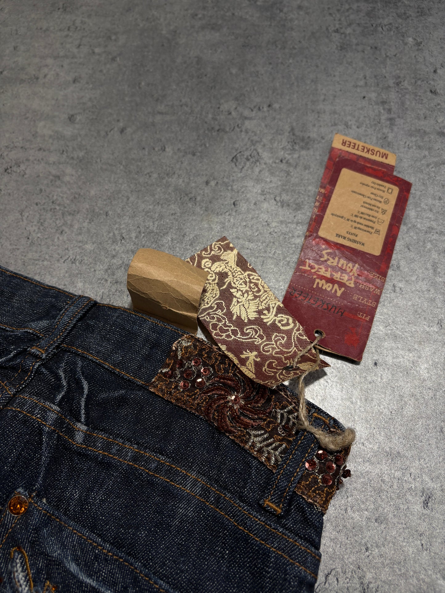 2000s Musketeer Flare Dark Distressed Y2k Jeans