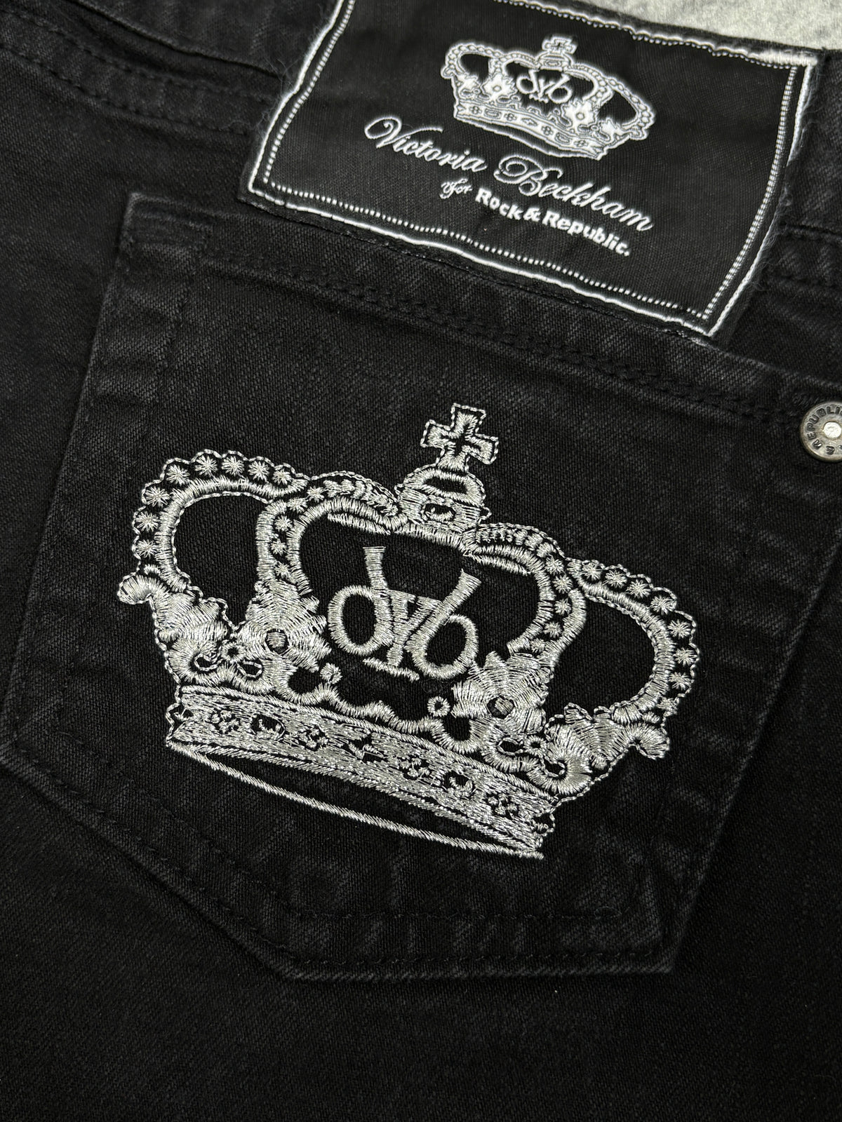 2000s Victoria Beckham x Rock Republic Crowns Y2K Jeans