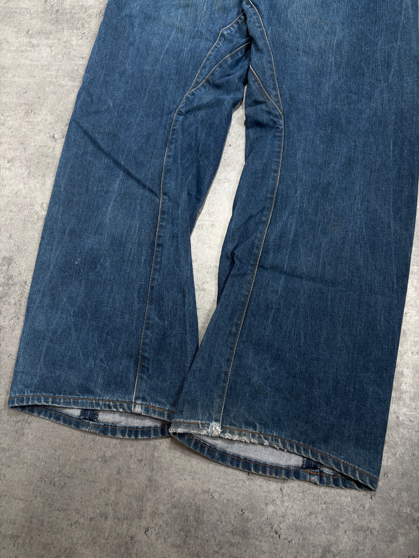 2000s *RARE* LEVI’S ENGINEERED Jeans