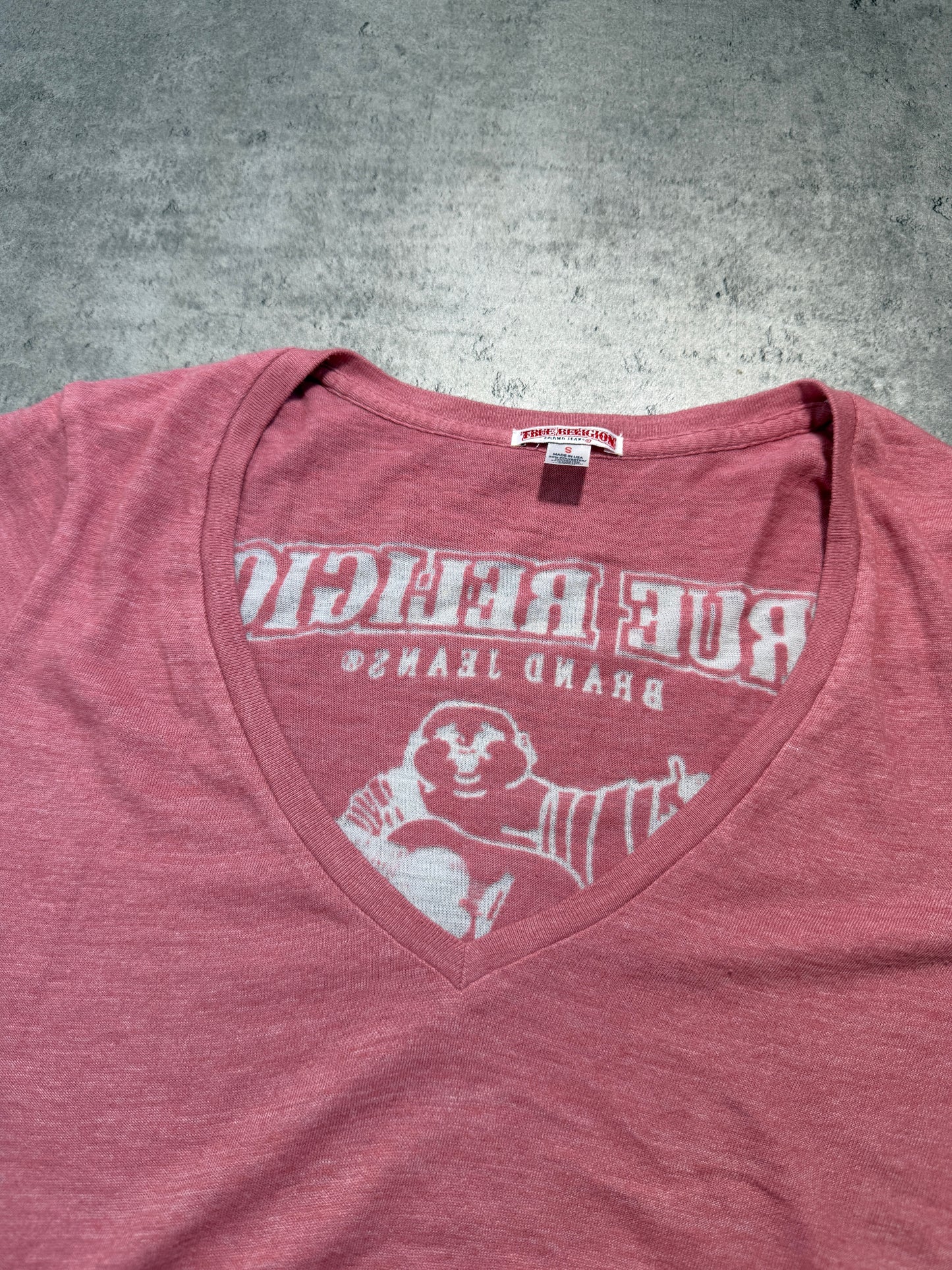 2000s True Religion baby pink t-shirt