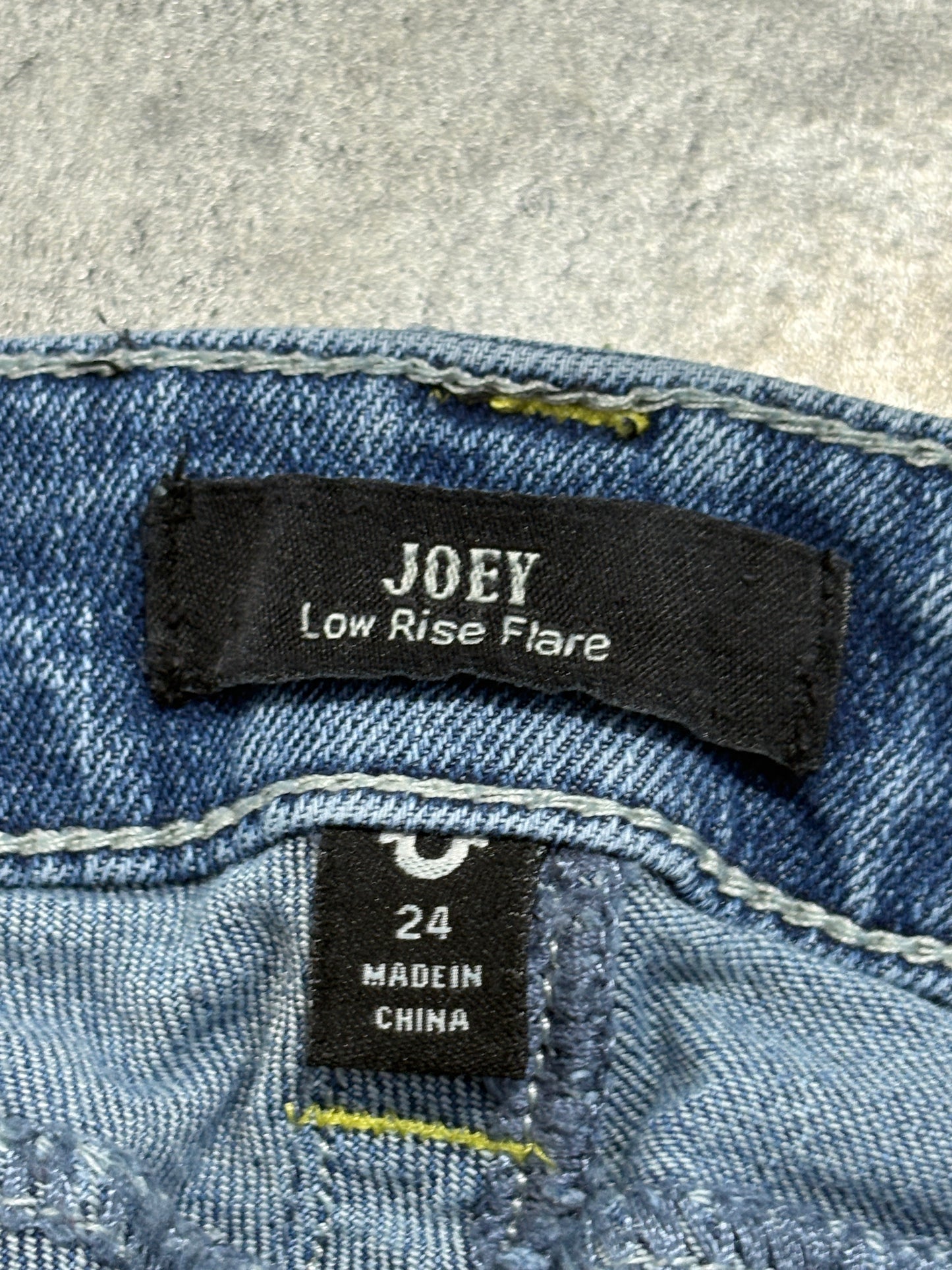 2000s True Religion  Joey ''Low Rise Flare'' Jeans flared bootcut