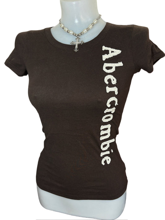 2000s Abercrombie t-shirt baby tee