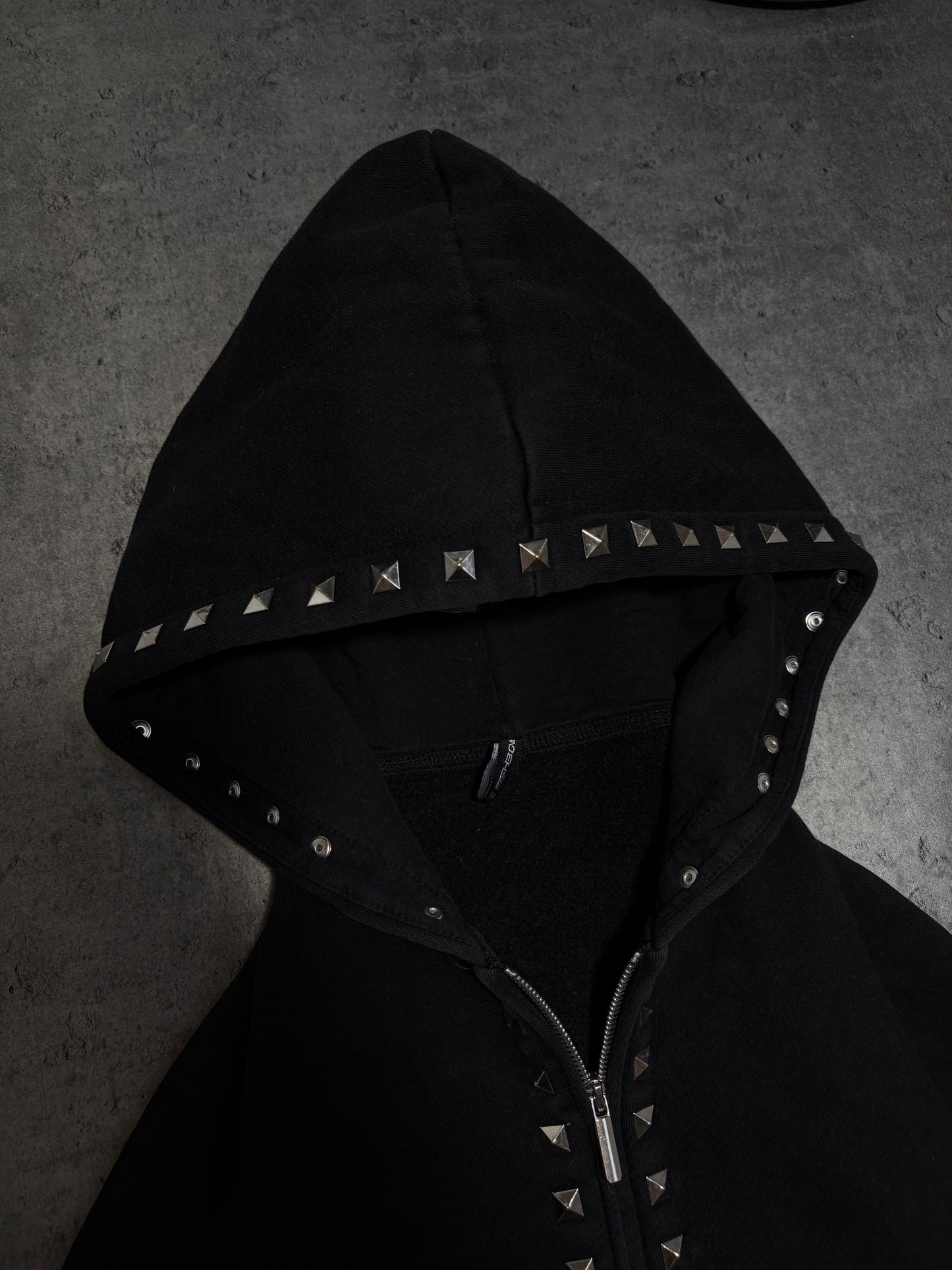 2000s Fishbone Alternative Studed Zip Up