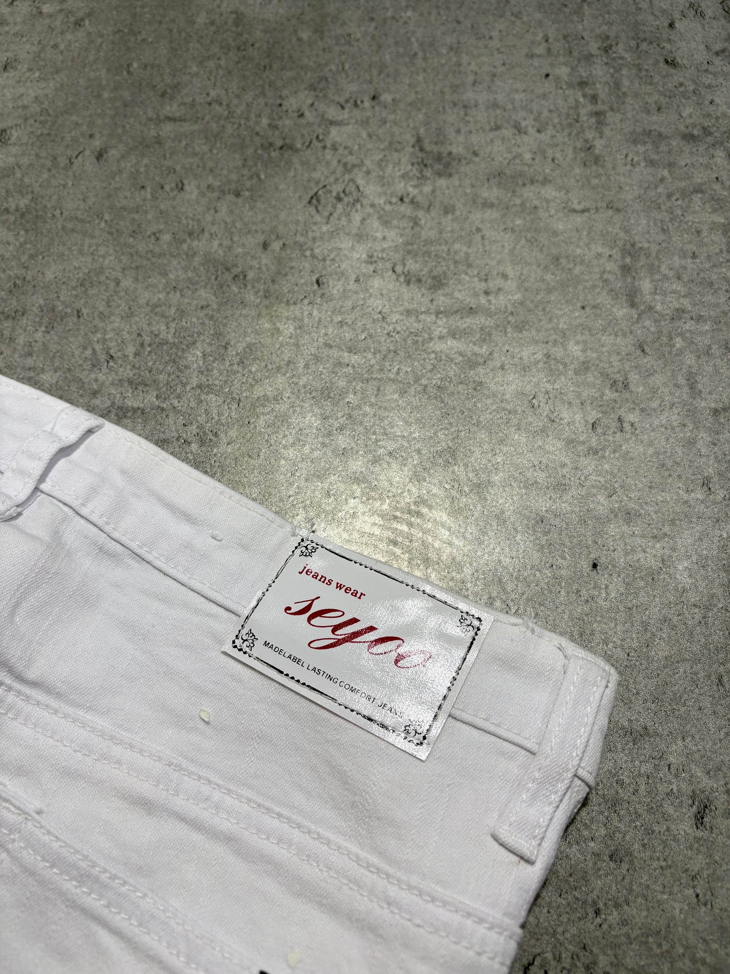 2000s White Crowns Silver Jeans