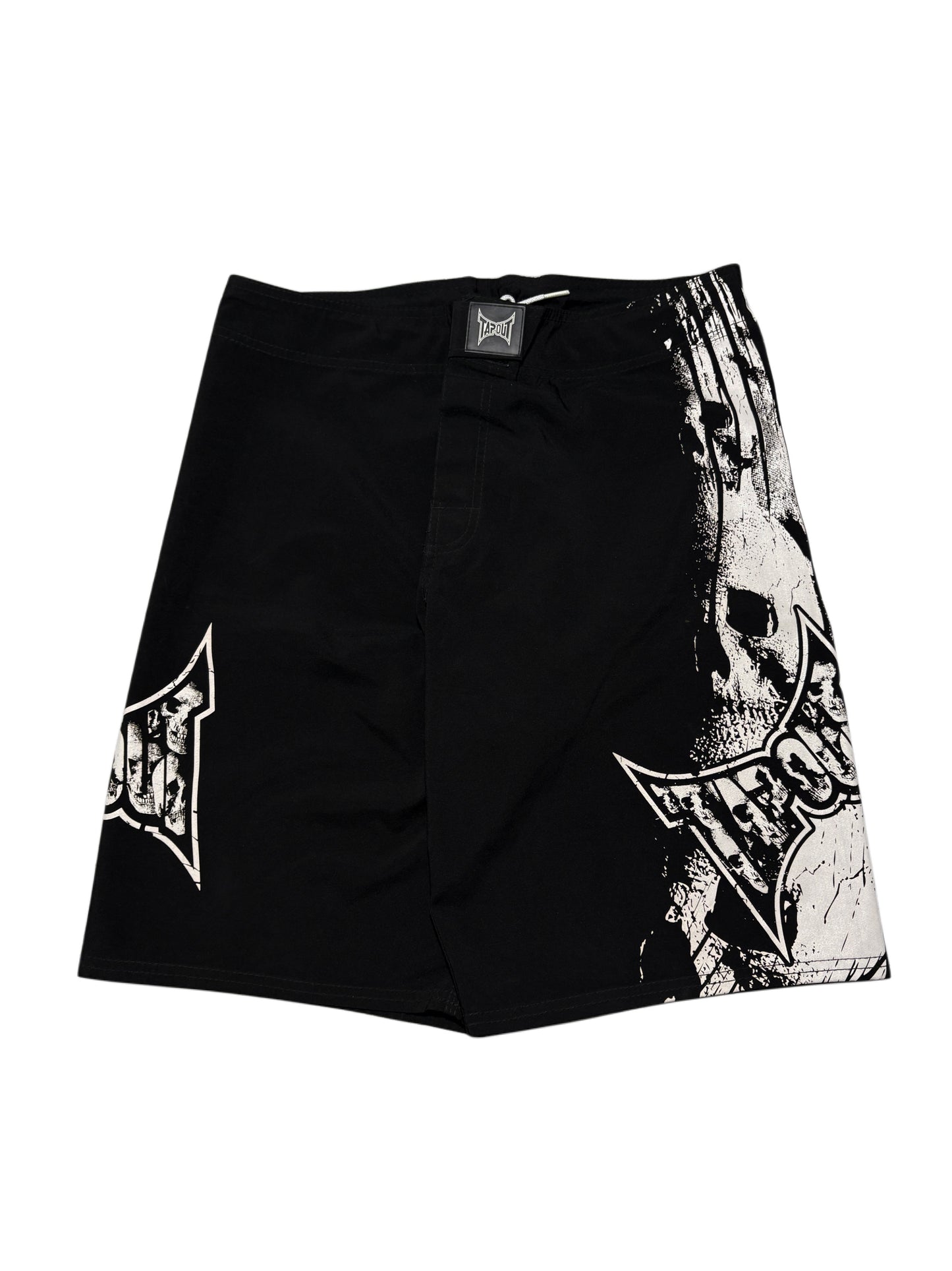 2000s Tapout skull shorts