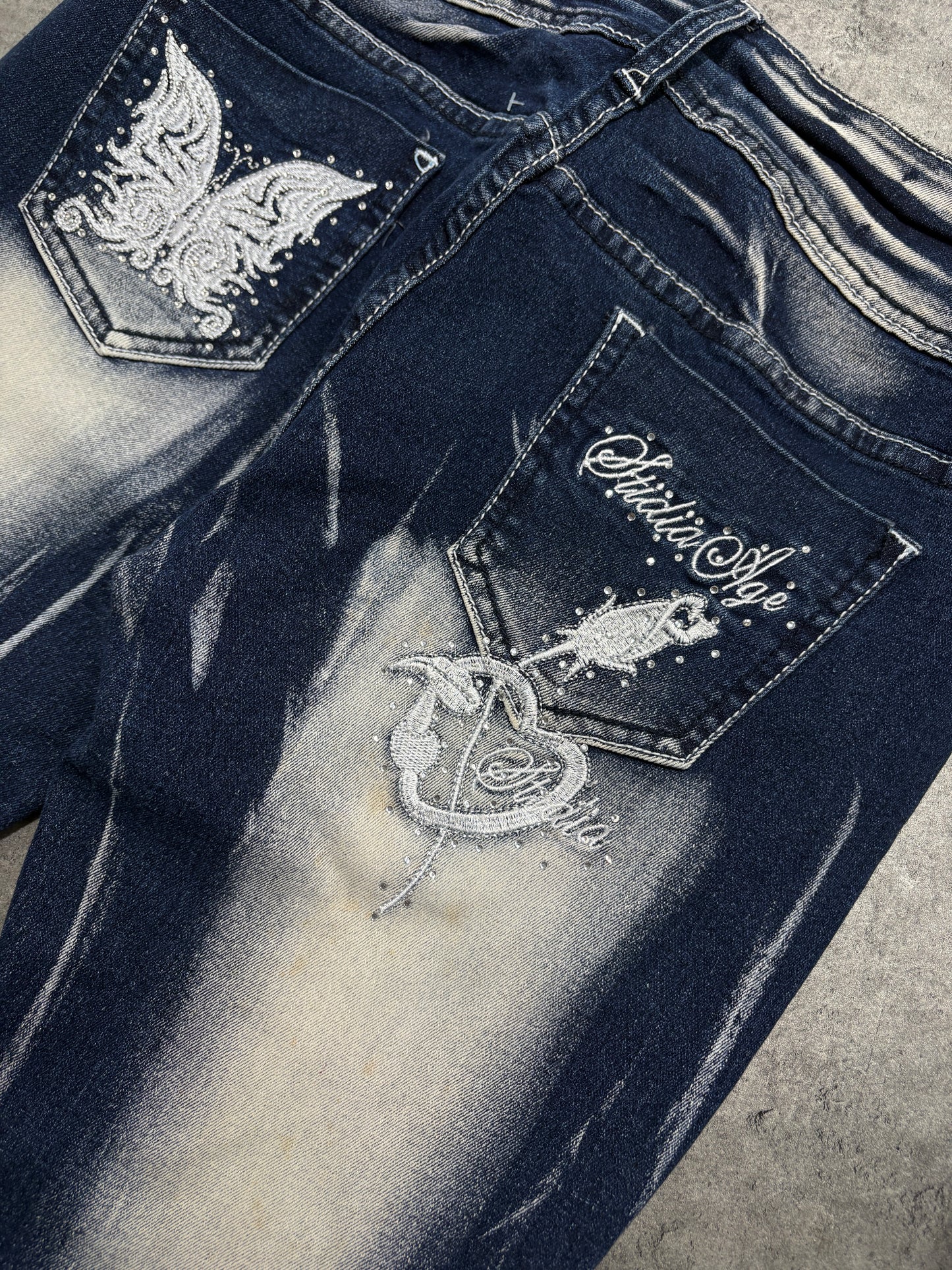 2000s Butterfly Flare Washed Y2K Jeans embroidered