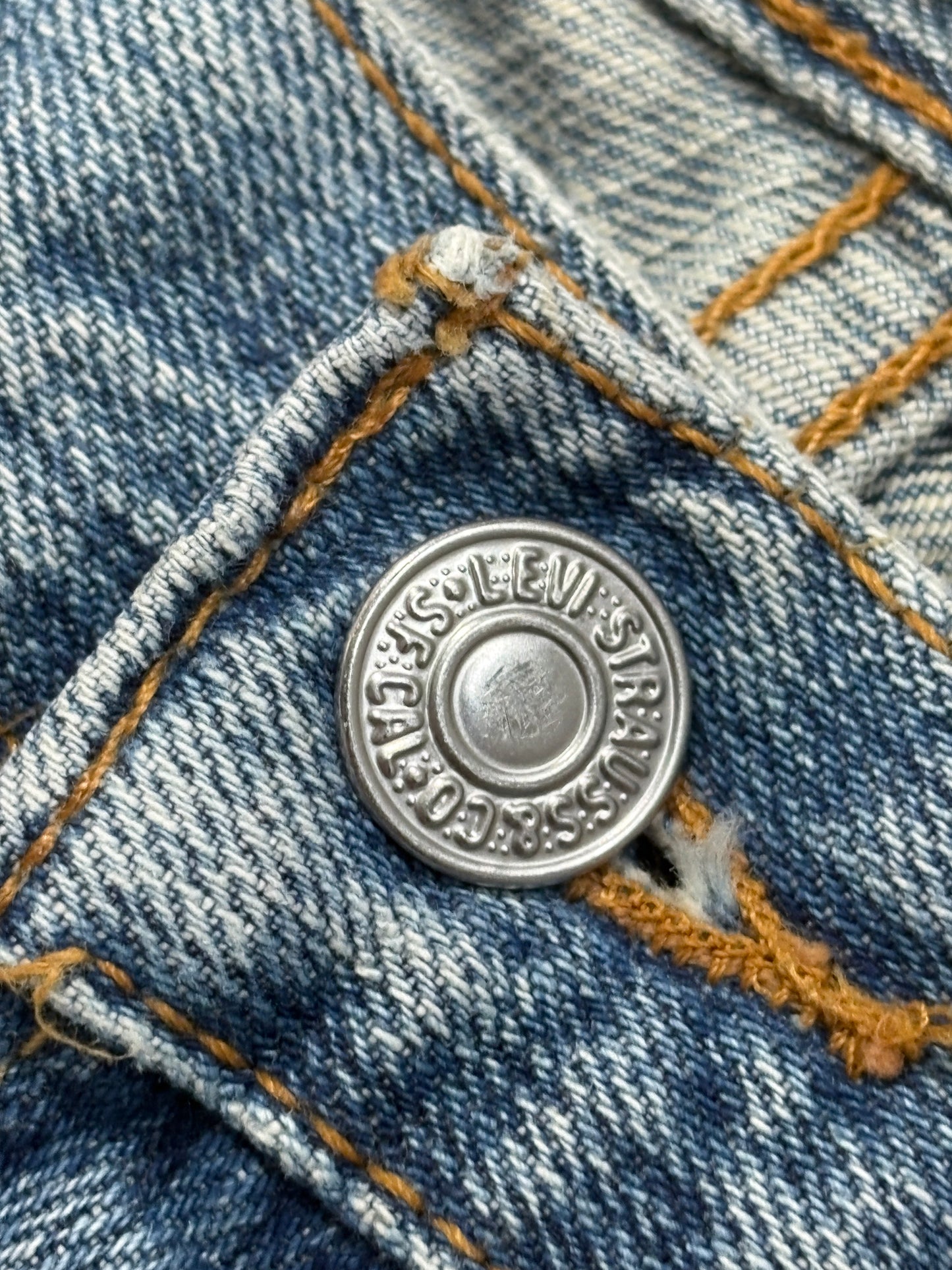 2000s Levi’s 567 ”LOOSE BOOT CUT” Jeans
