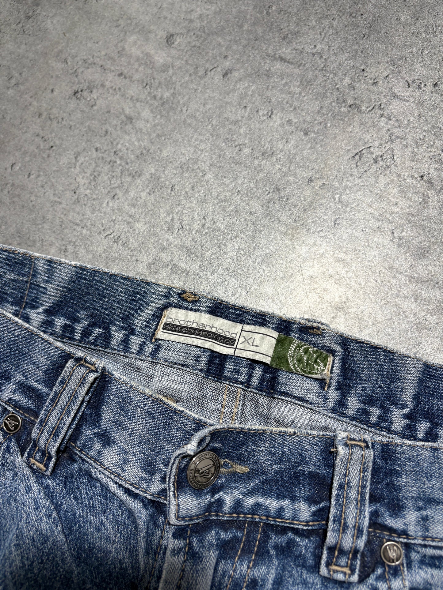 2000s brotherhood skateboarding Jorts