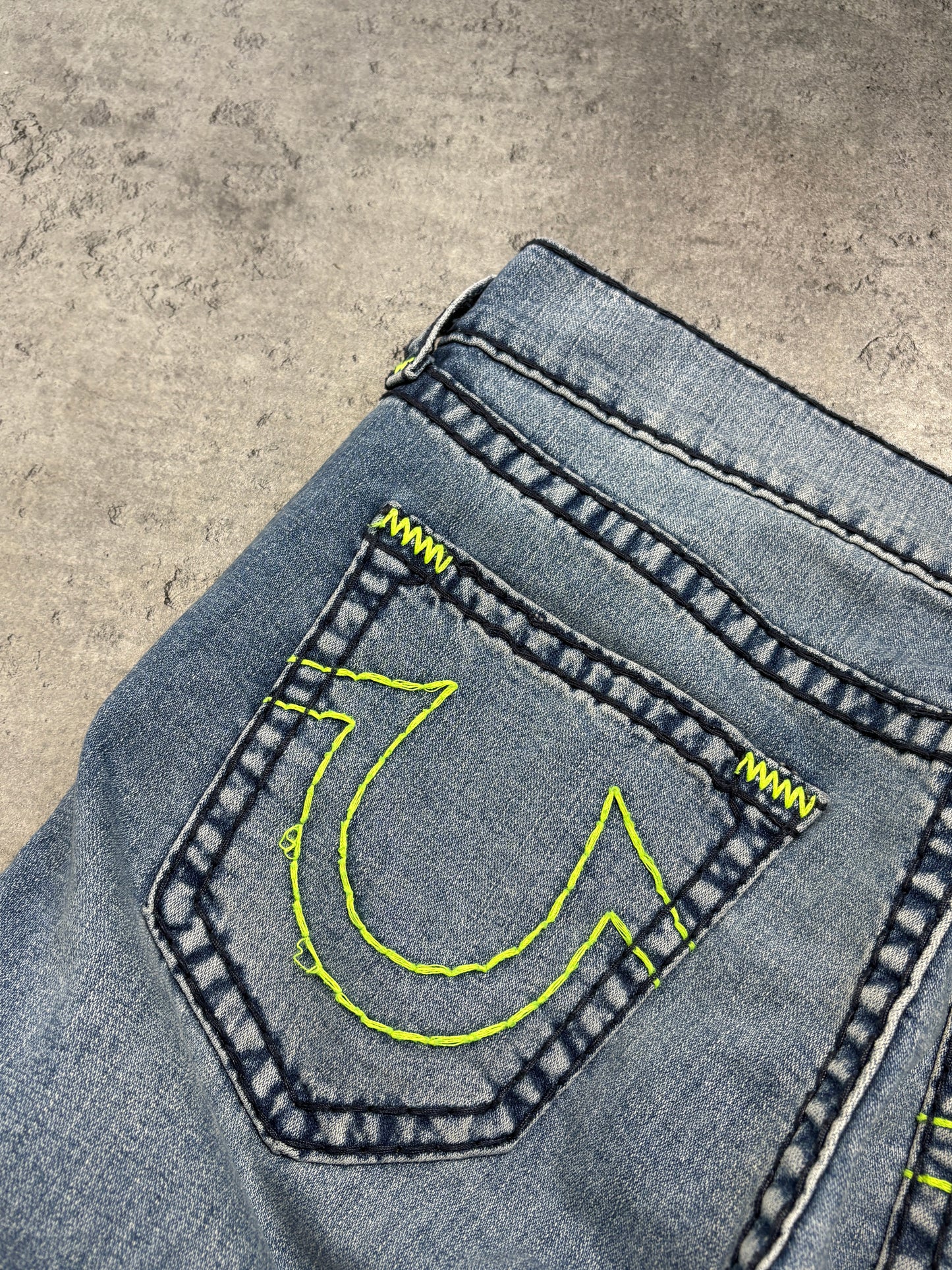 2000s True Religion Rocco relaxed skinny jeans
