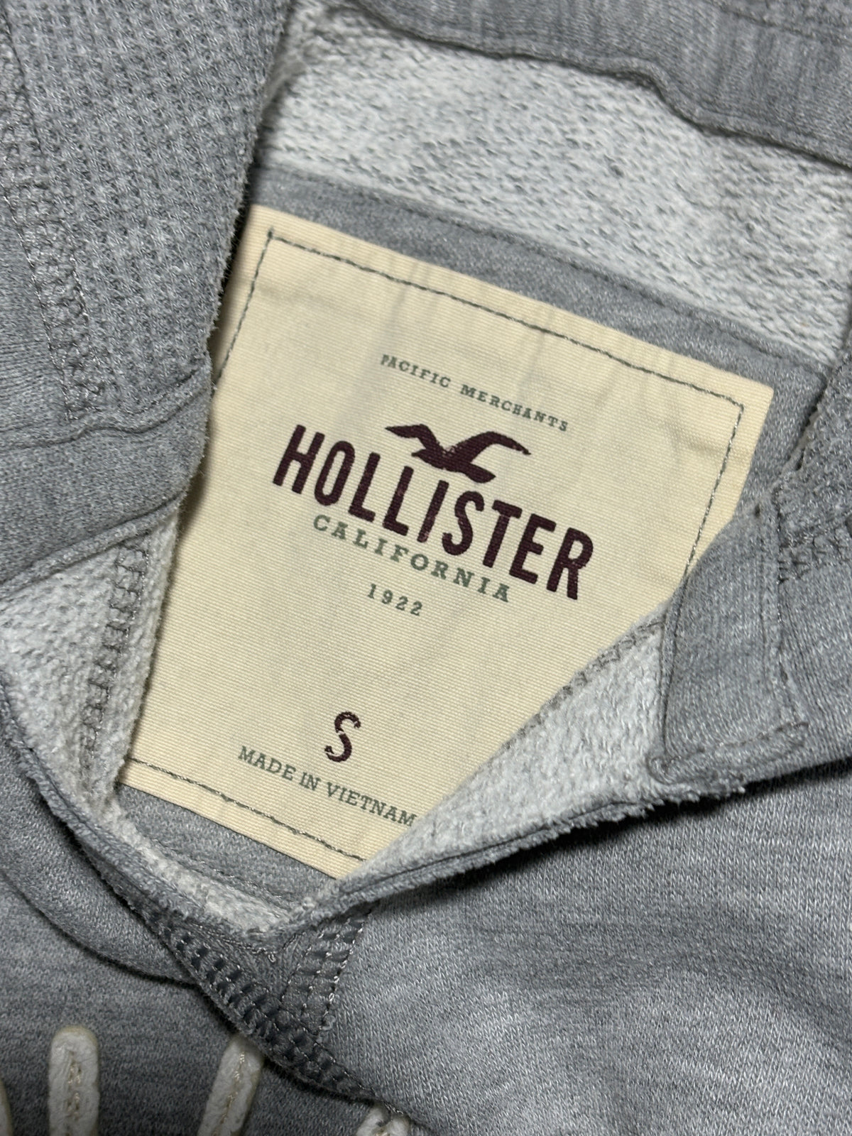 2000s Hollister hoodie