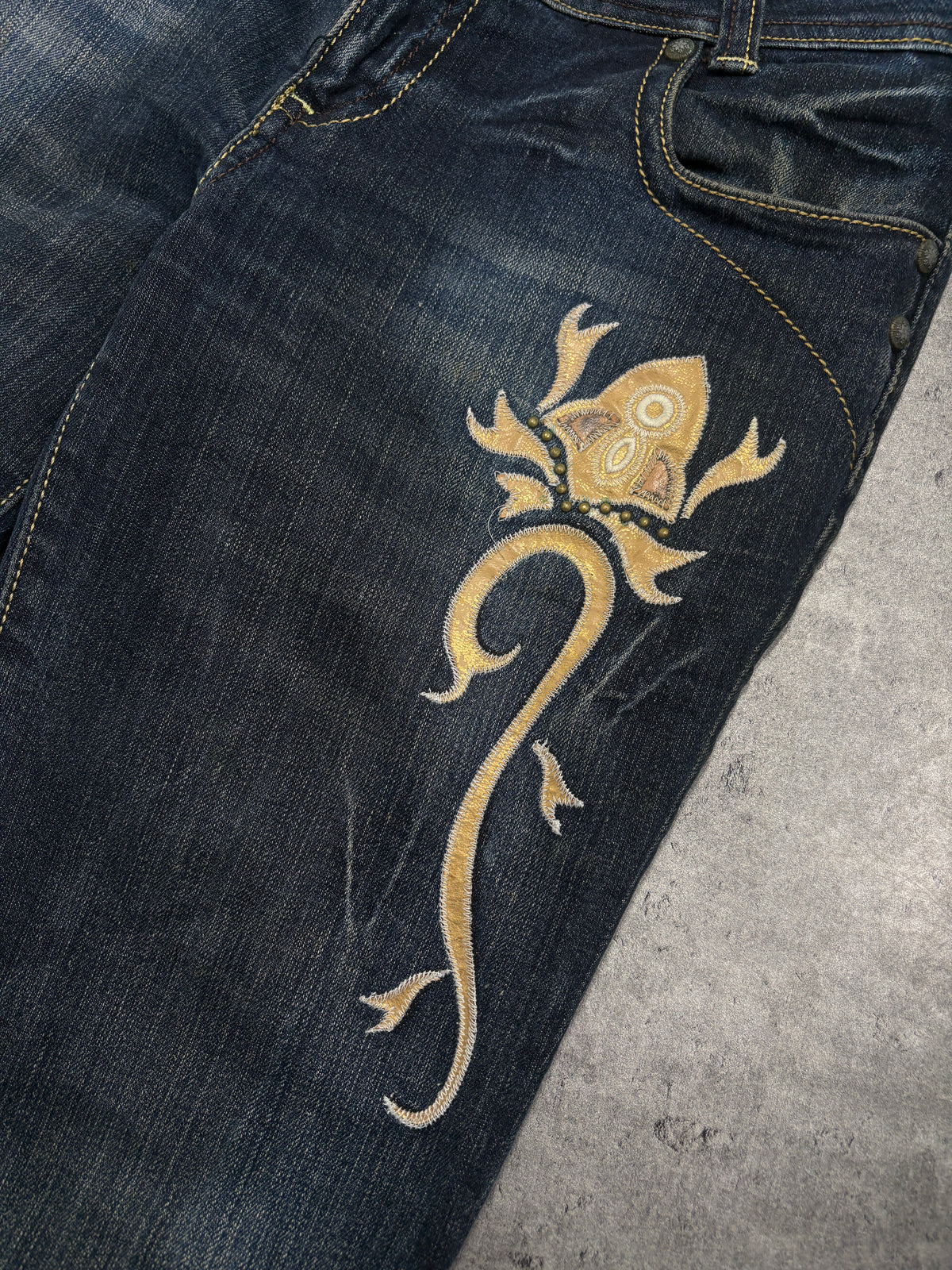 2000s Amisu Flared Y2K Jeans