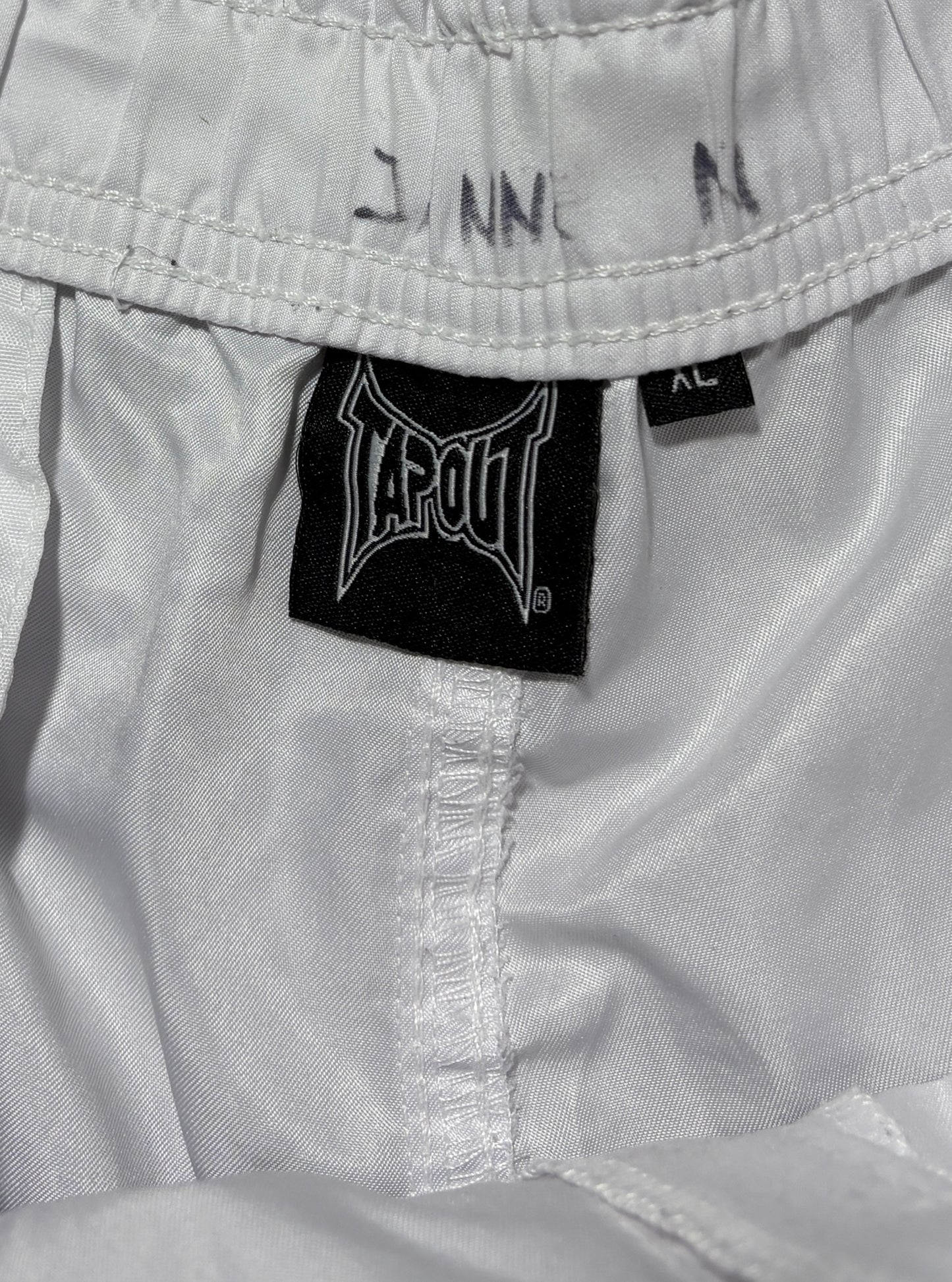 2000s Tapout white shorts