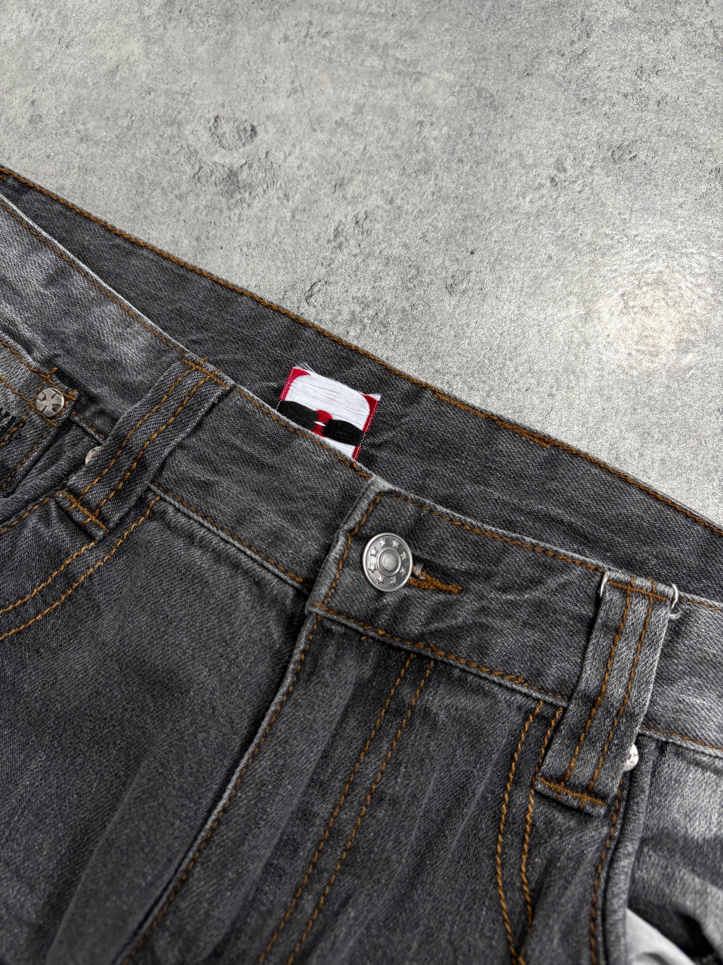 2000s here there rap Grey washed Jeans