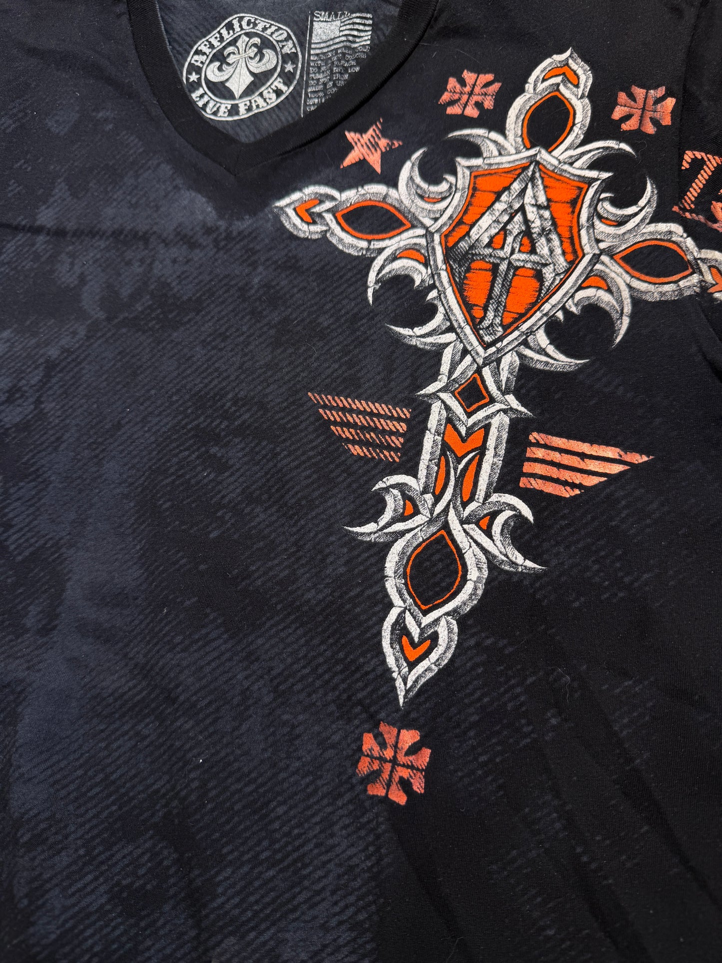 2000s Affliction cross t-shirt v neck