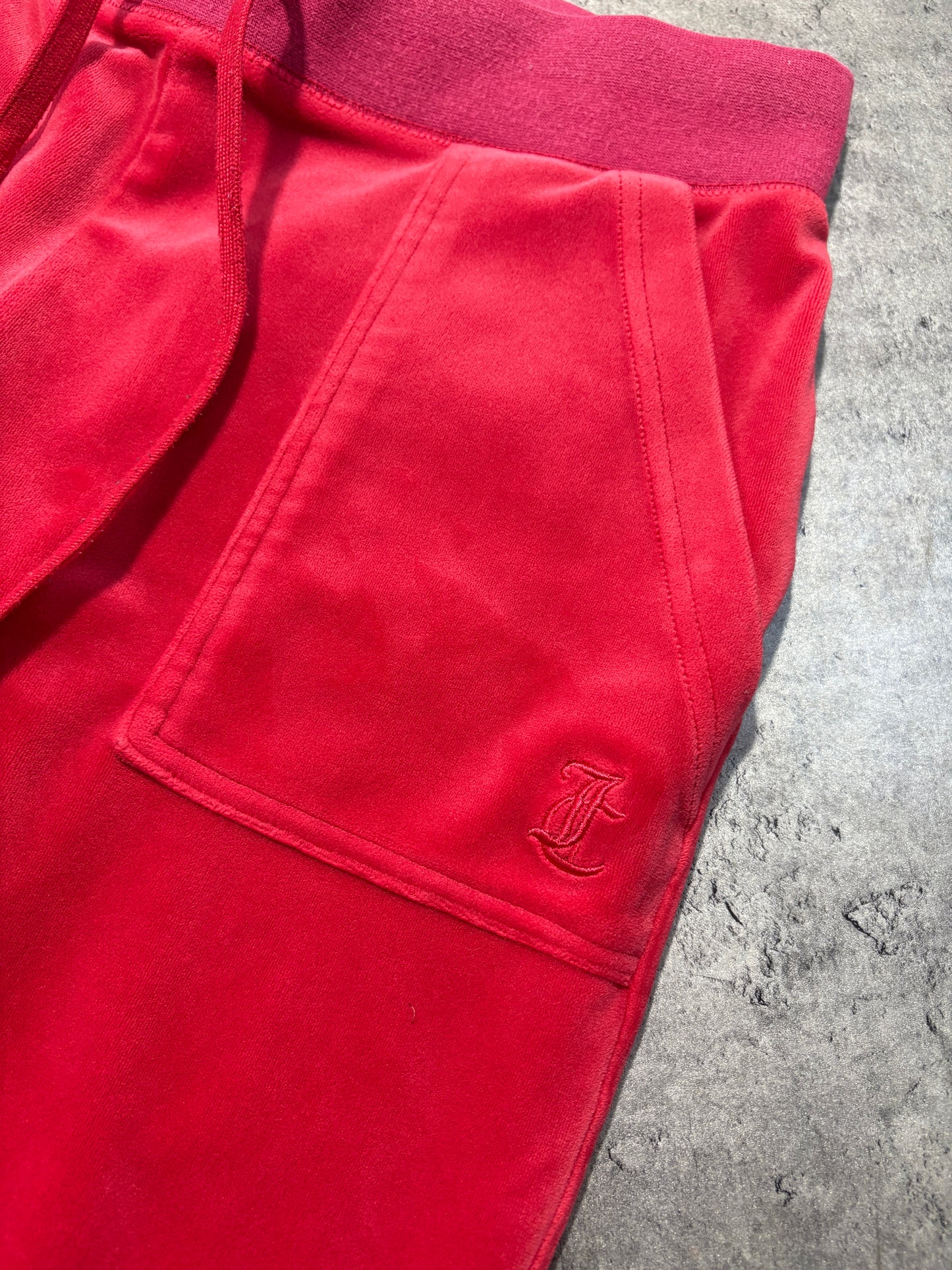 Juicy Couture welur red pants
