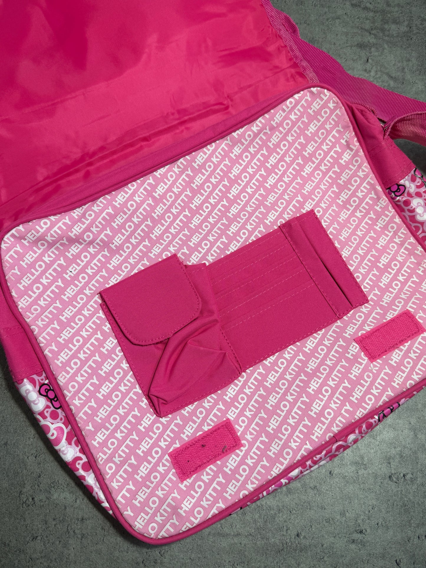 2000s Hello Kitty Bag