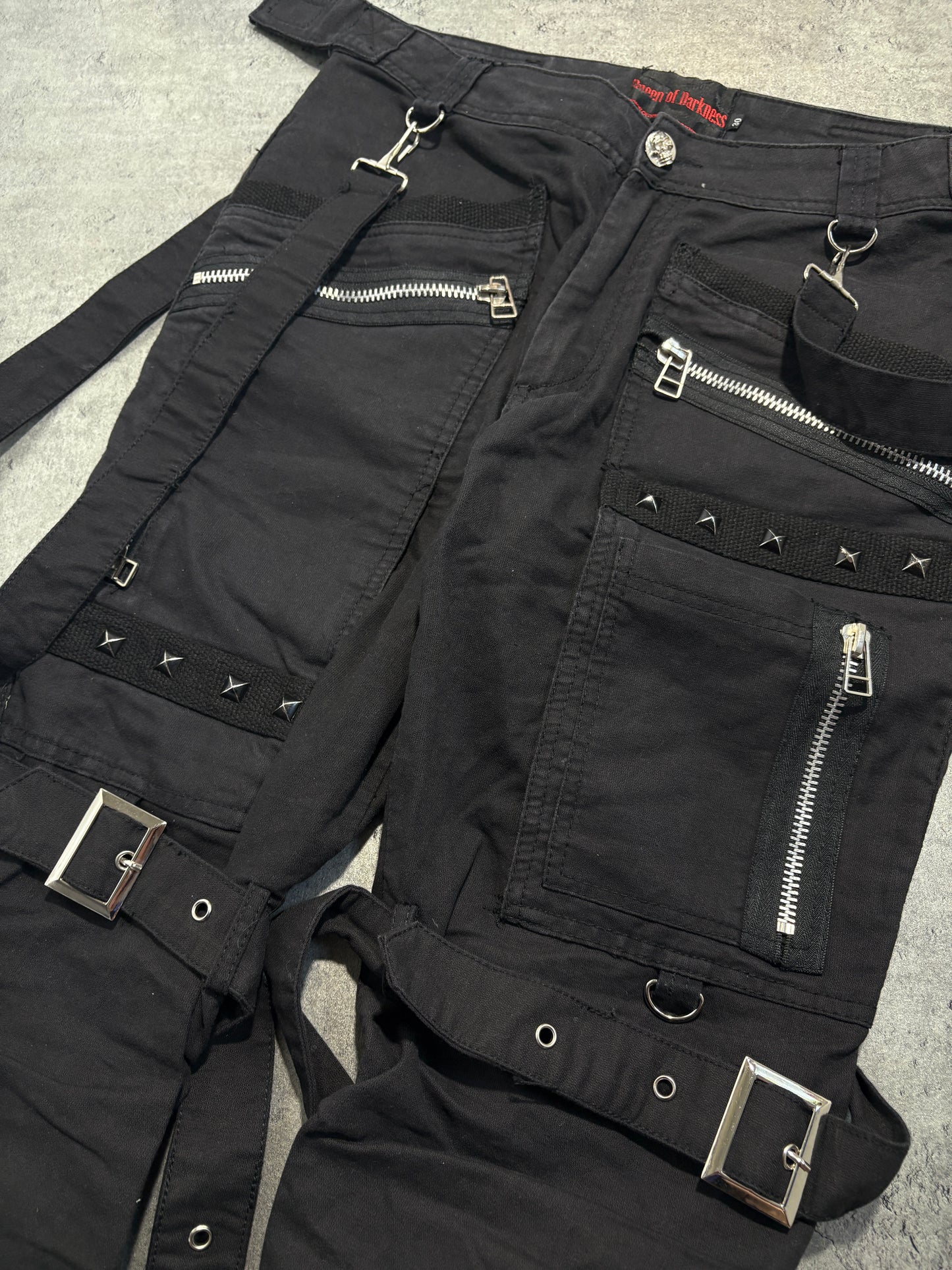 2000s Queen of Darkness Alternative avantgarde bondage jeans